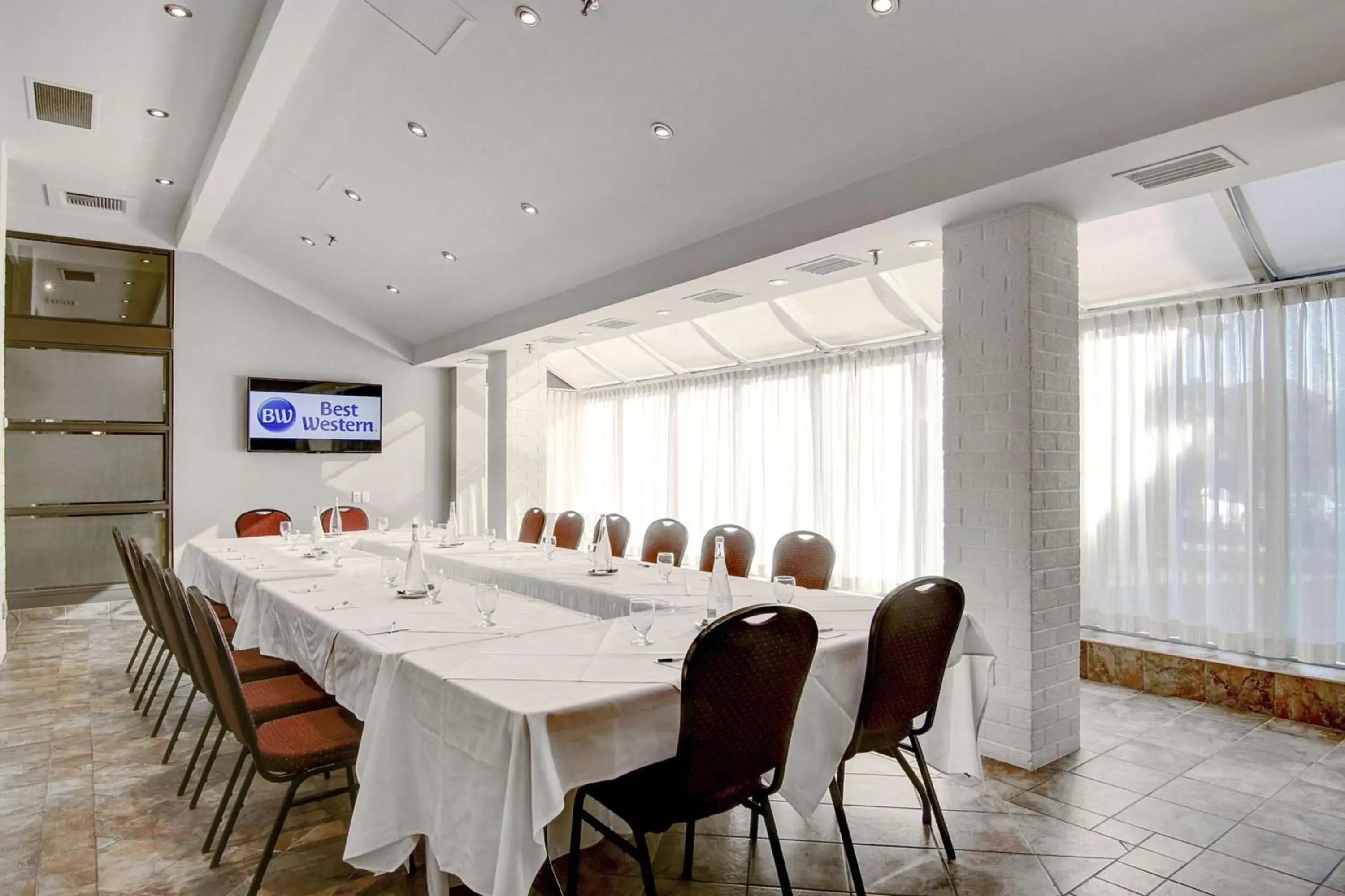 Banquet/Function facilities in Best Western Hotel St. Jerome