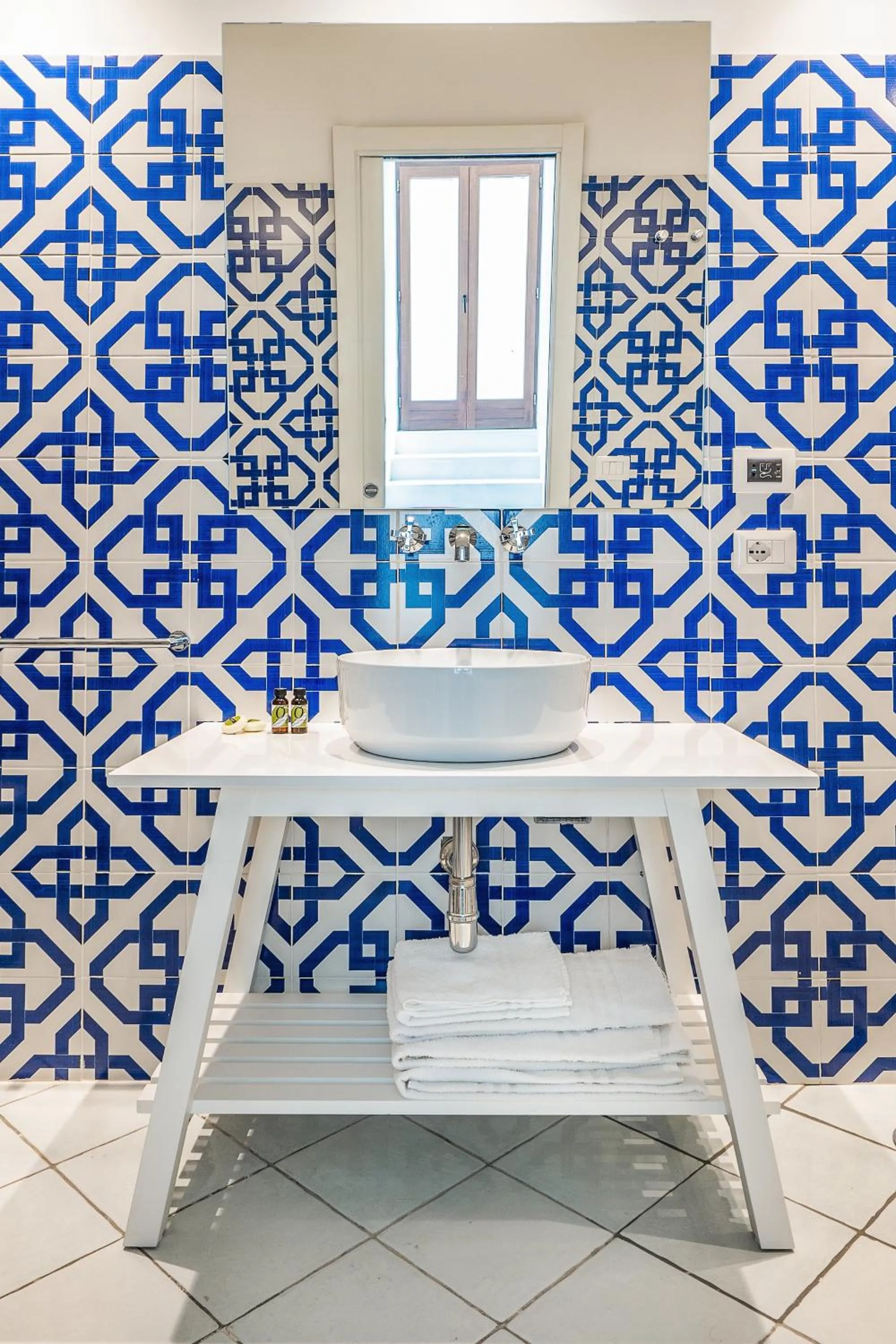 Bathroom in Hotel Torre Barbara