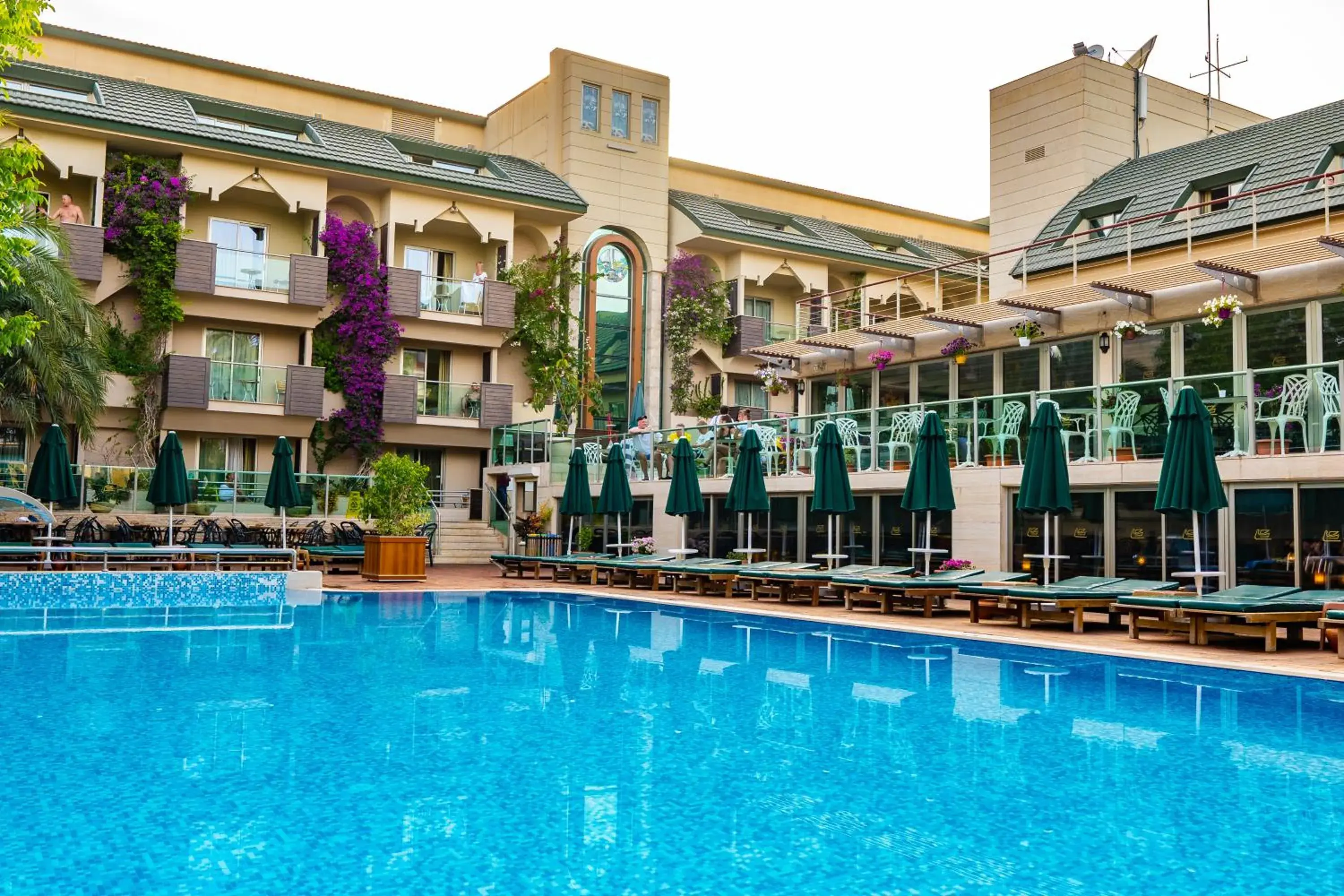 Swimming Pool in Ambassador Plaza