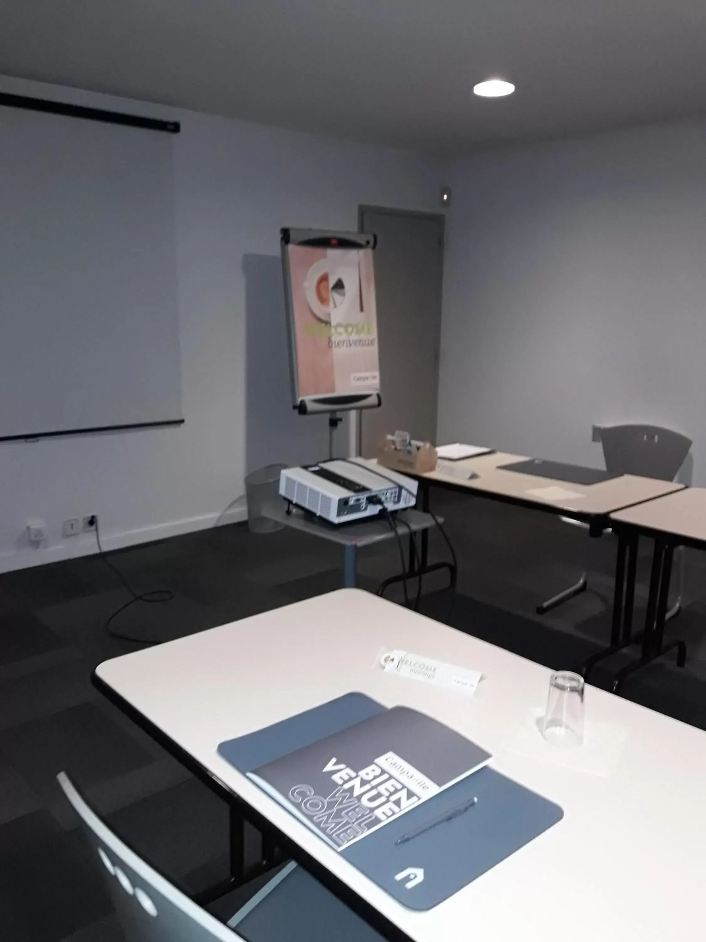 Meeting/conference room in Campanile Vannes