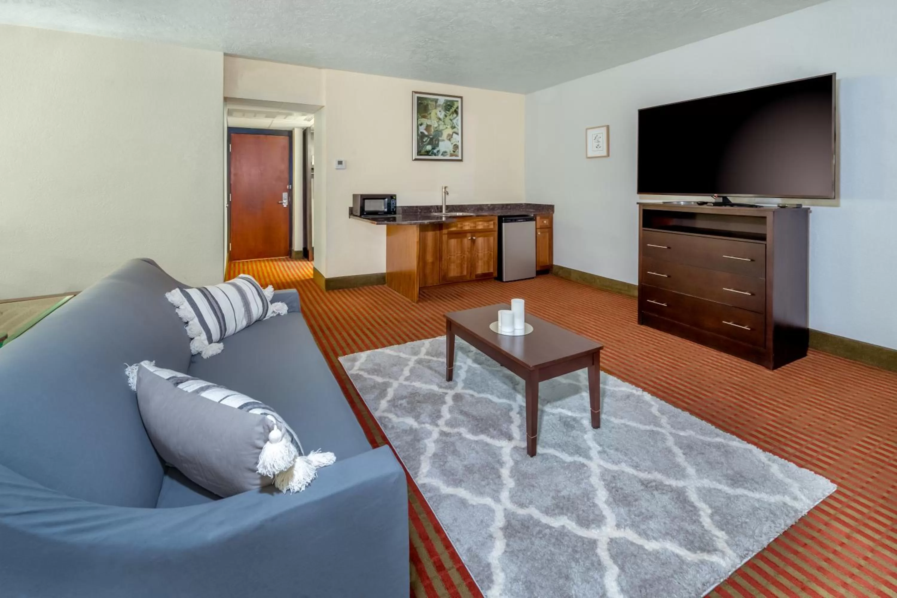 Seating area in Grand Williston Hotel and Conference Center