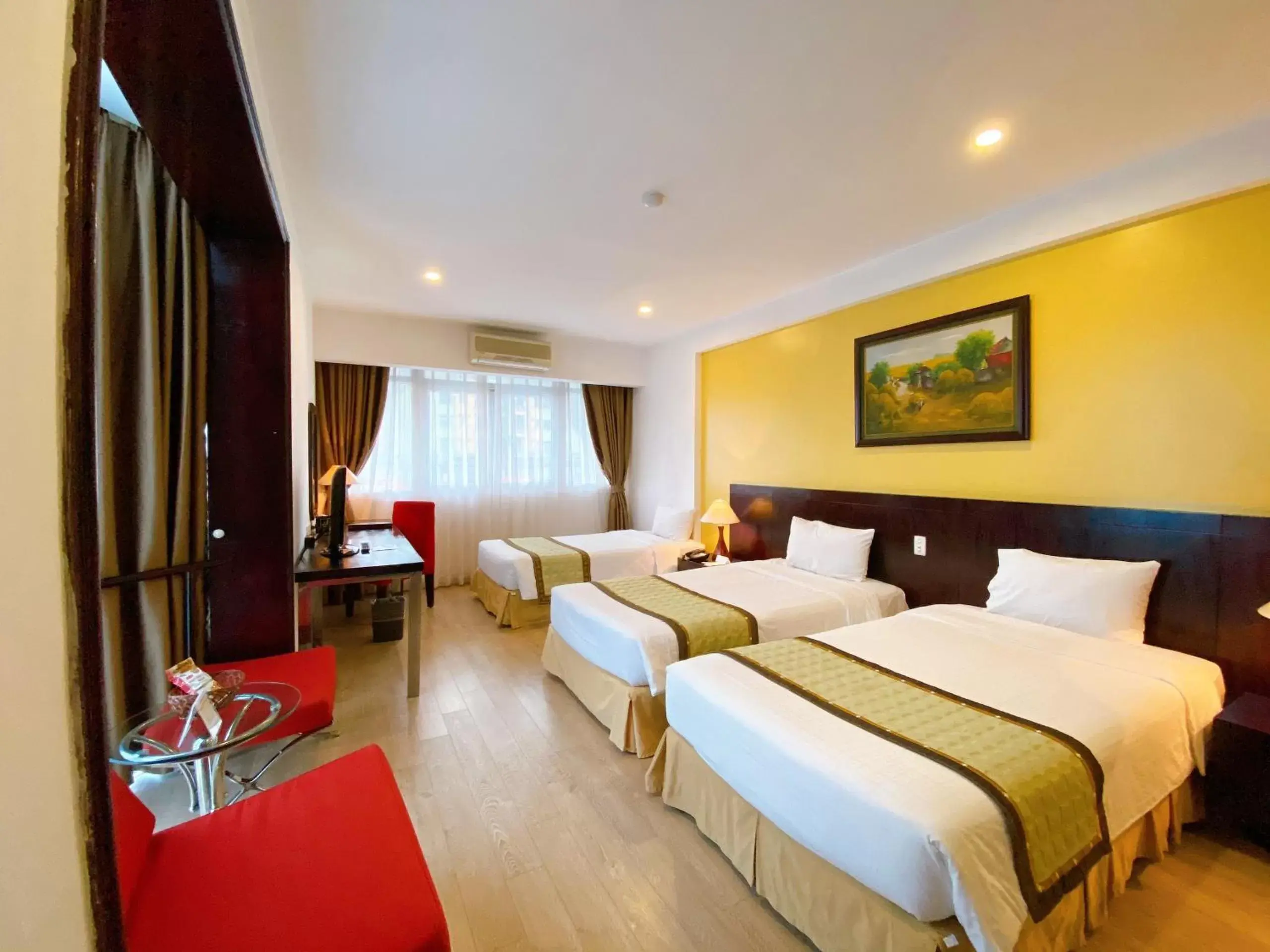 Bed in Bao Son International Hotel