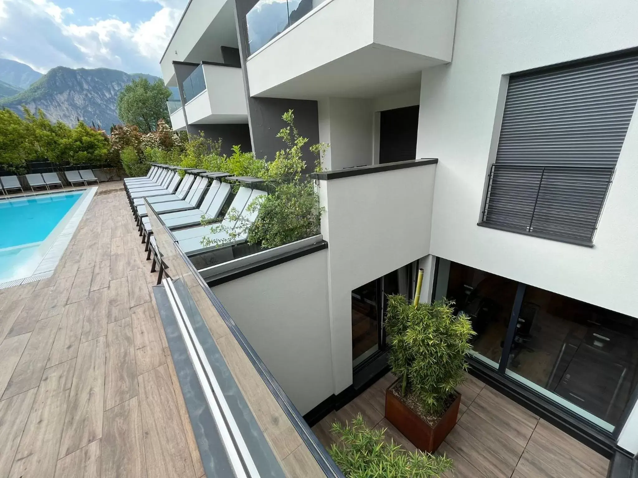 Balcony/Terrace, Pool View in Riva Lake Lodge