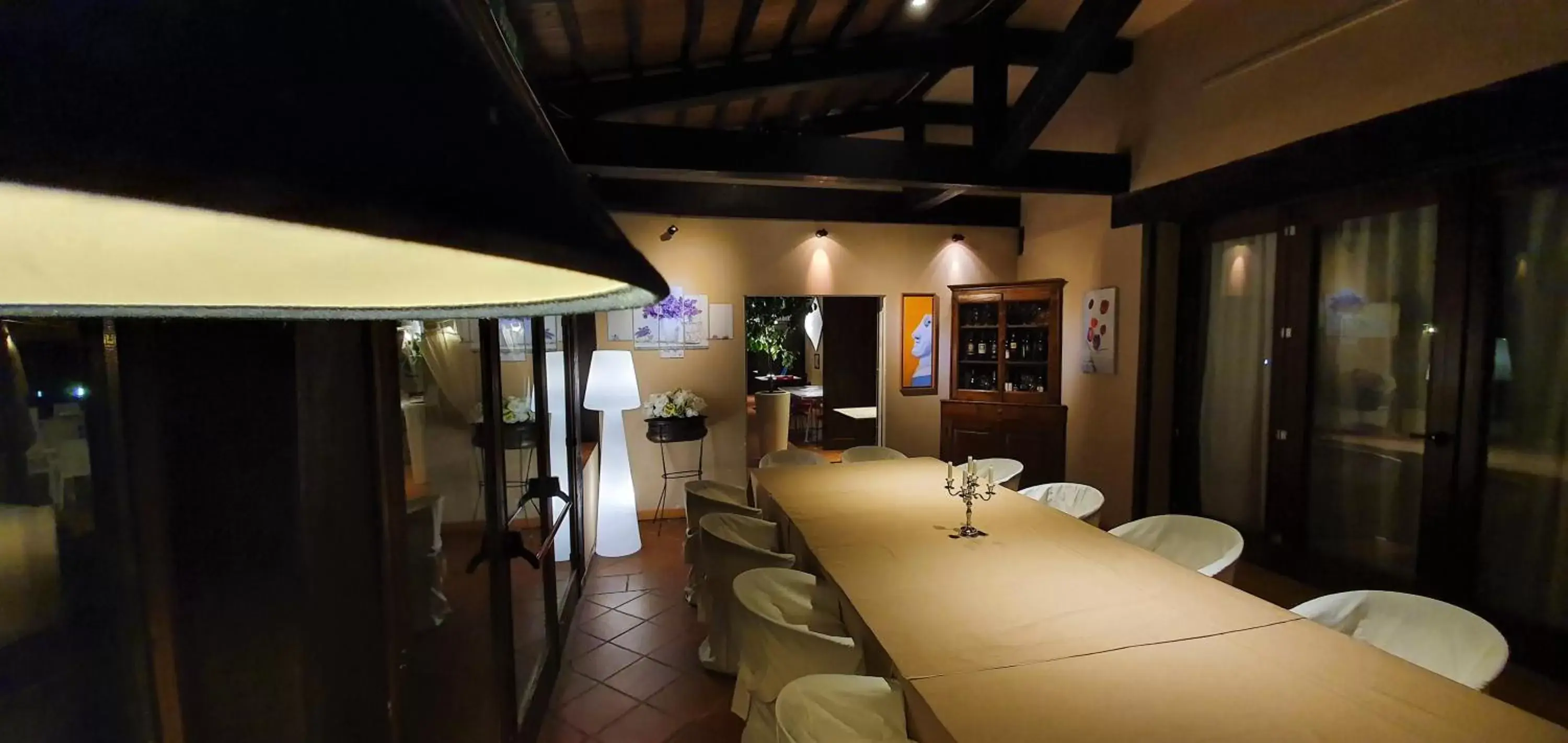 Restaurant/places to eat in Sotto Il Cielo Hotel