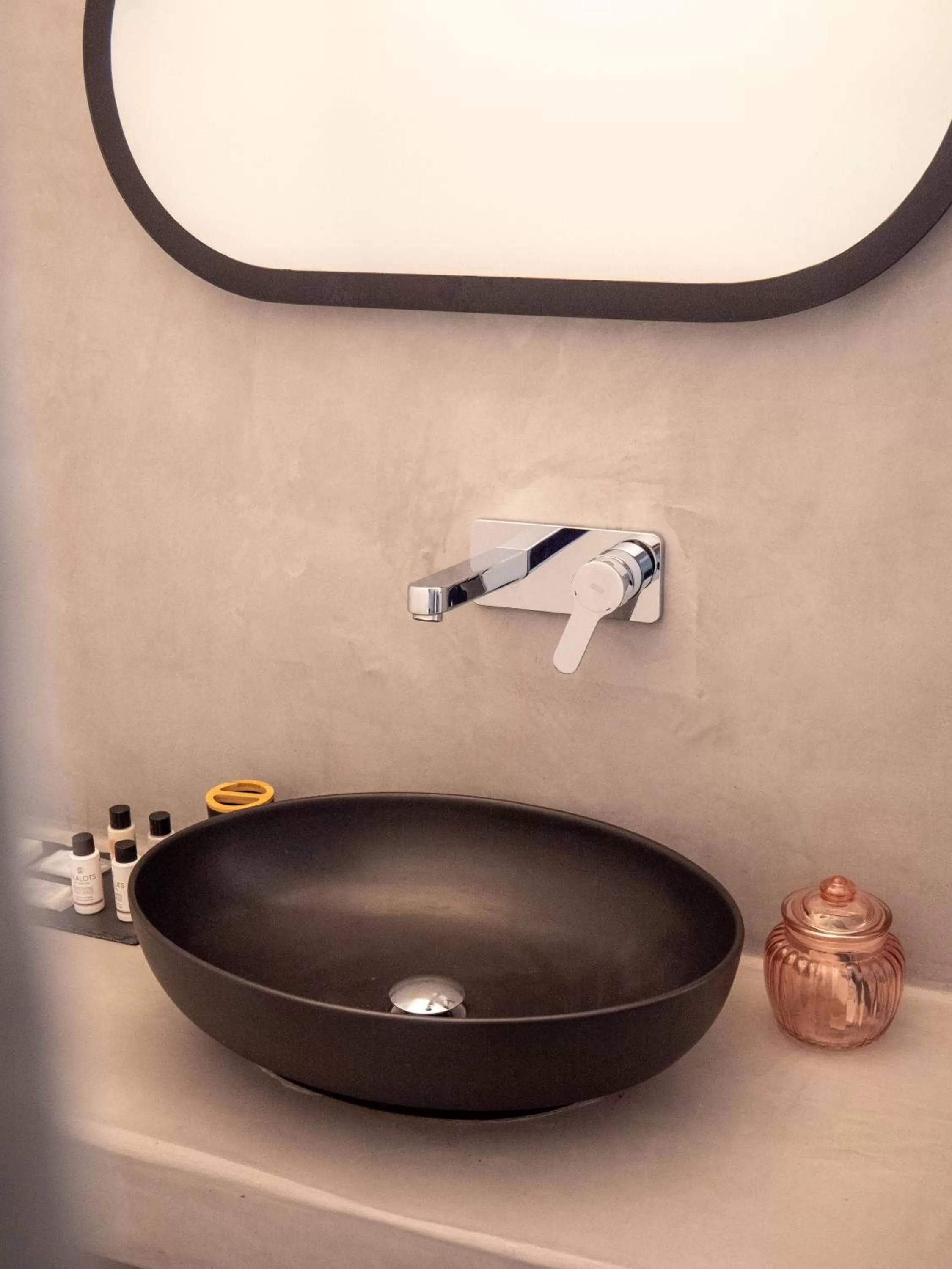 Caldera Cliff Illusion