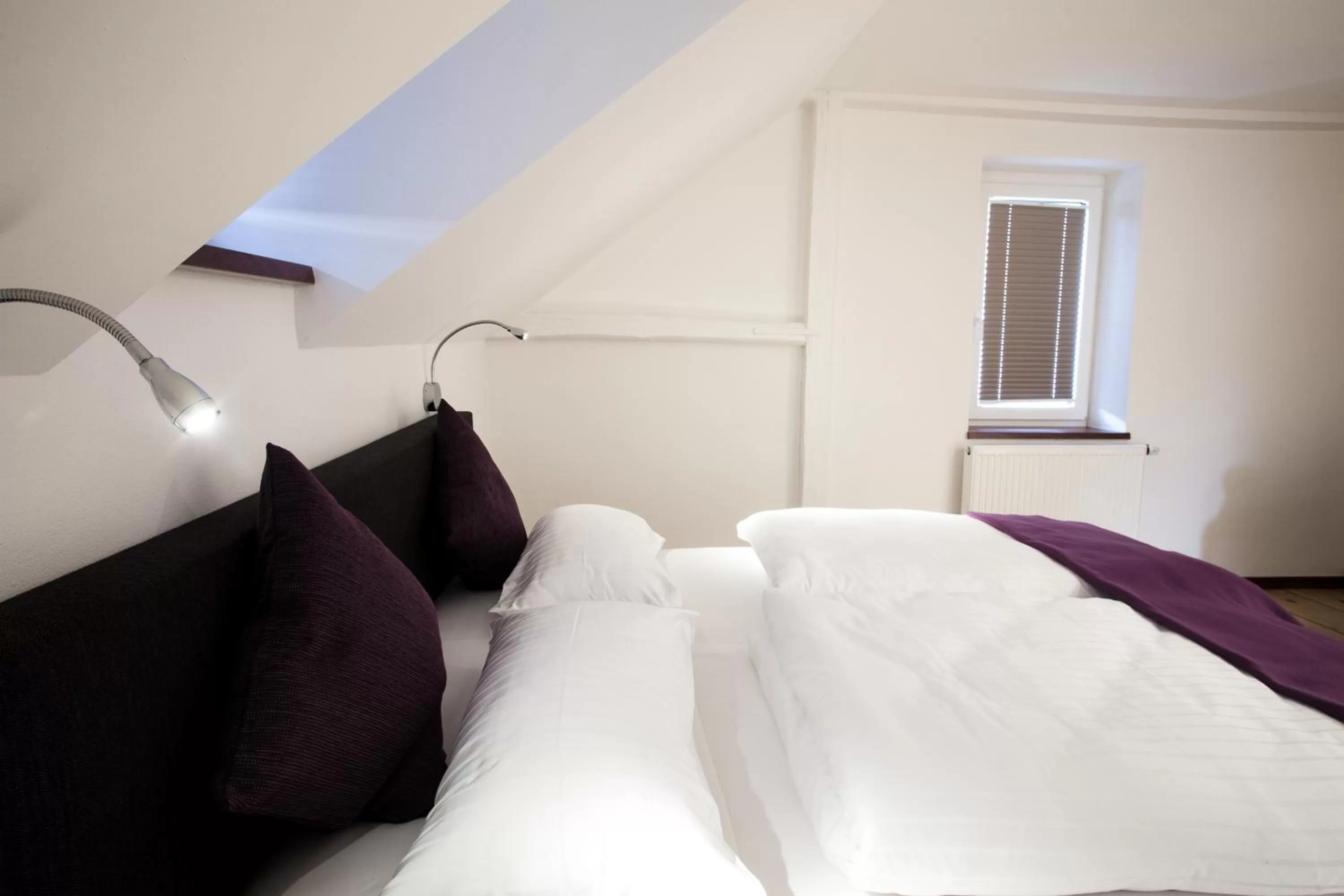 Bedroom, Bed in P&G Rooms