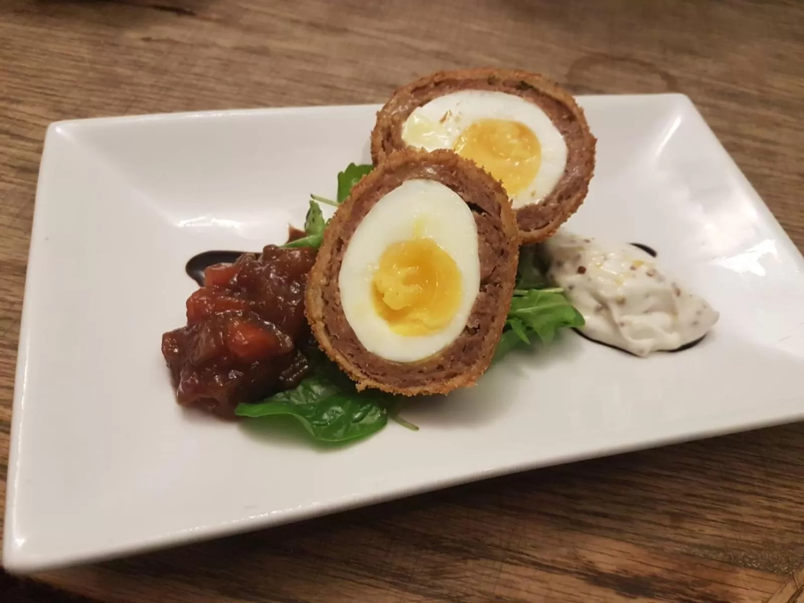 Restaurant/places to eat in The Barge Inn