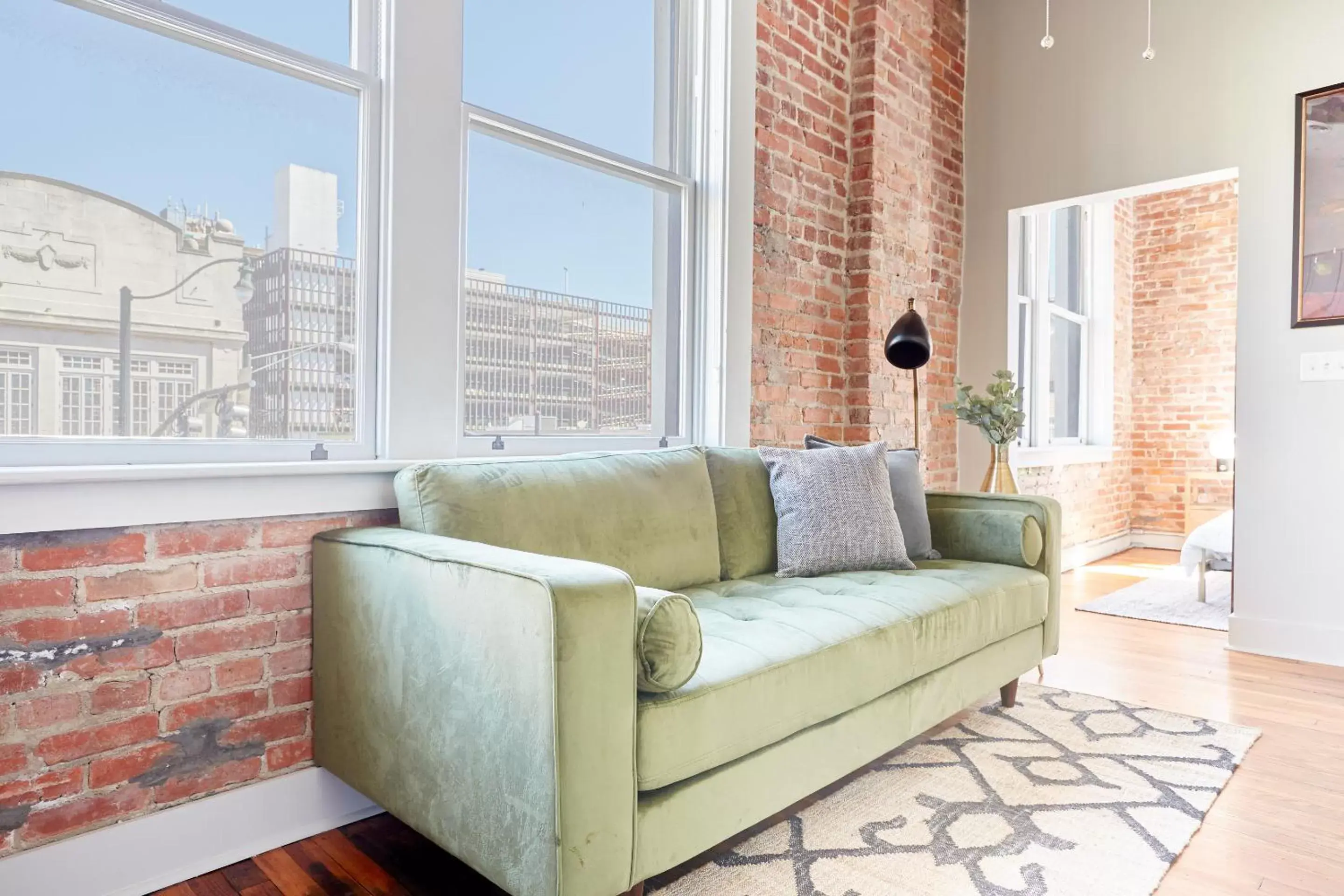 Living room, Seating Area in Sonder The Drayton