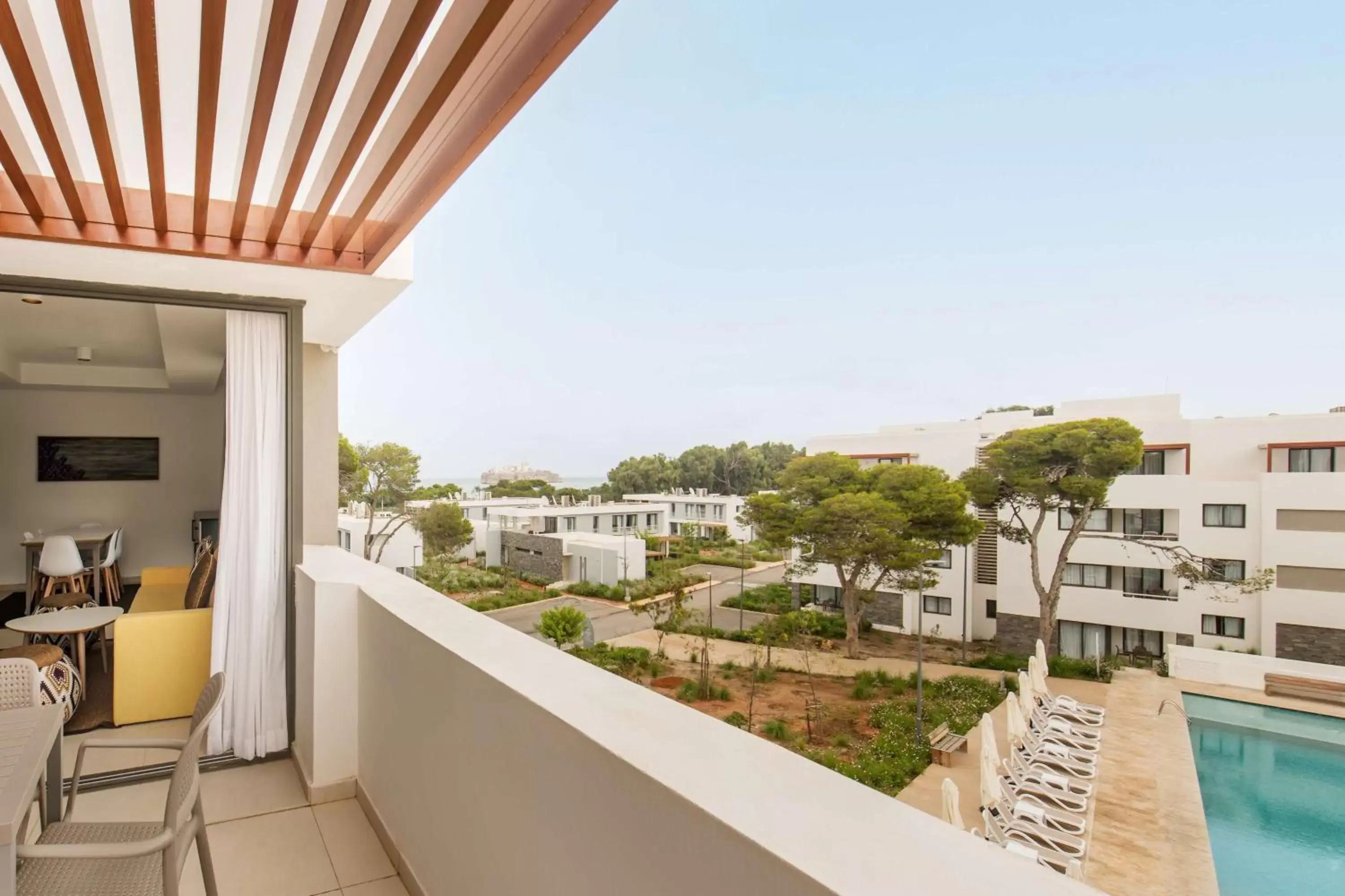 Photo of the whole room, Balcony/Terrace in Radisson Blu Residences Al Hoceima