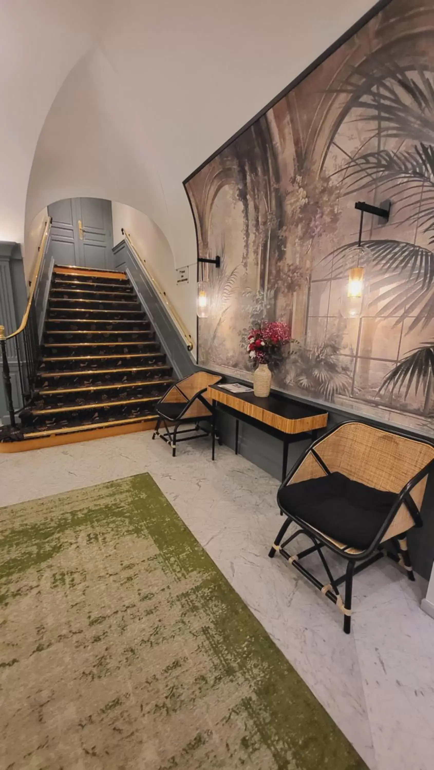 Lobby or reception in Hôtel Paris Neuilly Lobby or reception in Hôtel Paris Neuilly