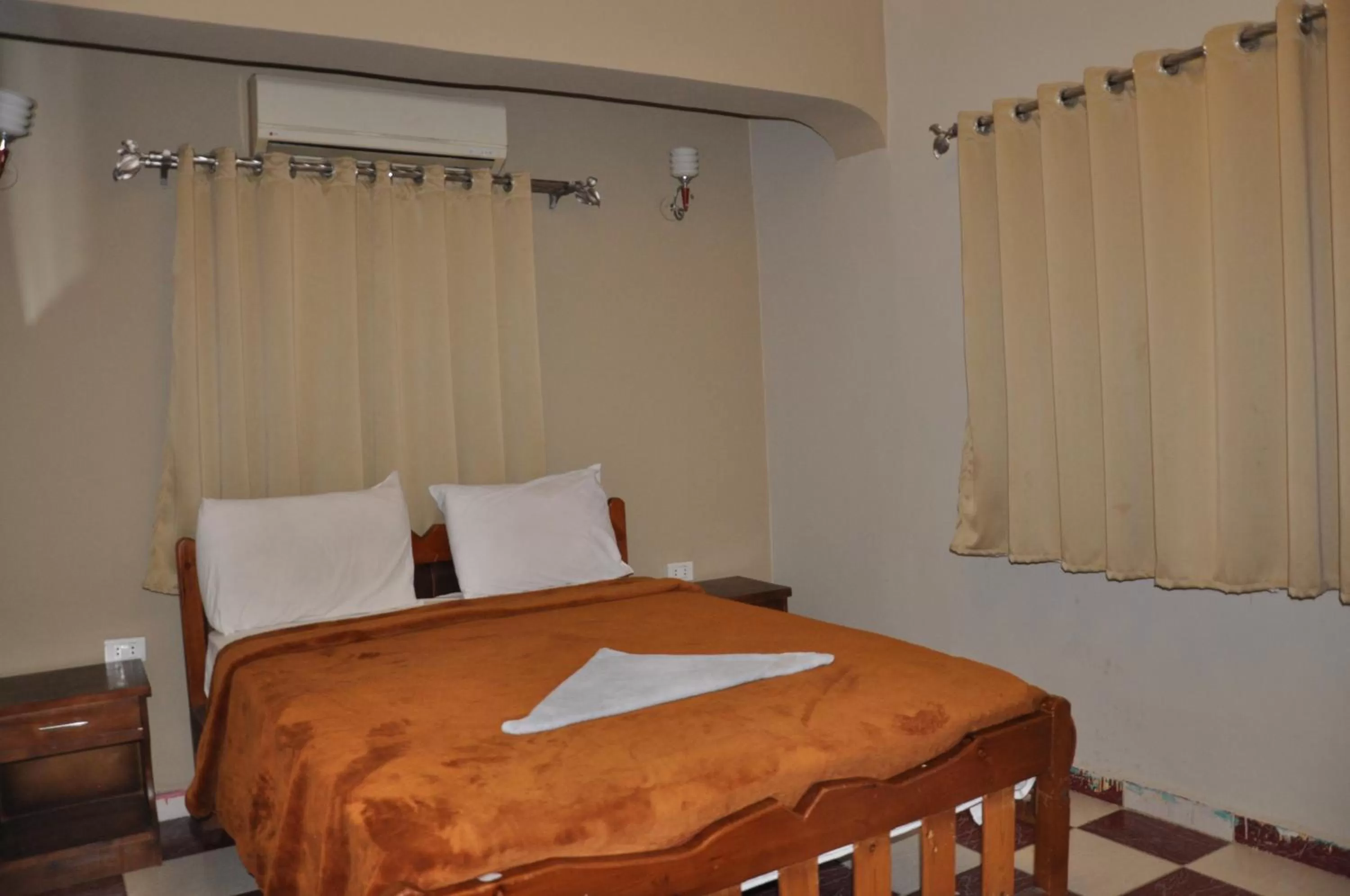 Bed in Dahab Plaza Hotel