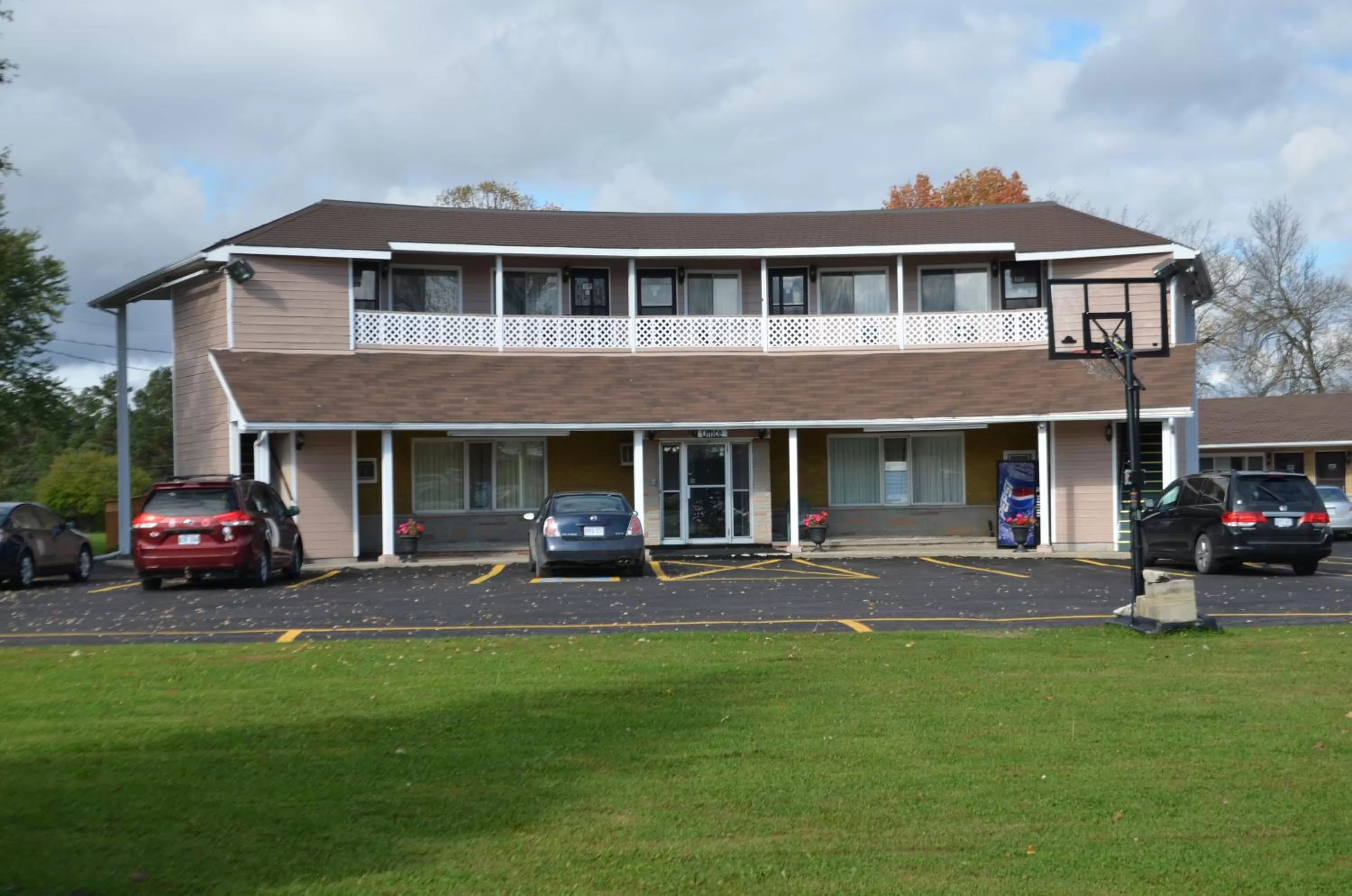 Facade/entrance in Aquarius Motel