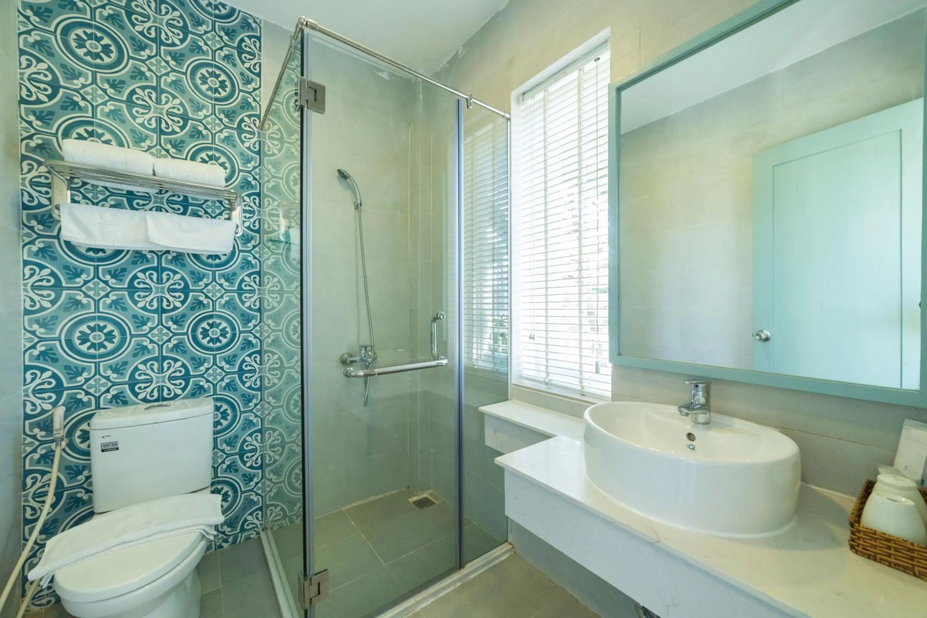 Bathroom in Dalat De Charme Village