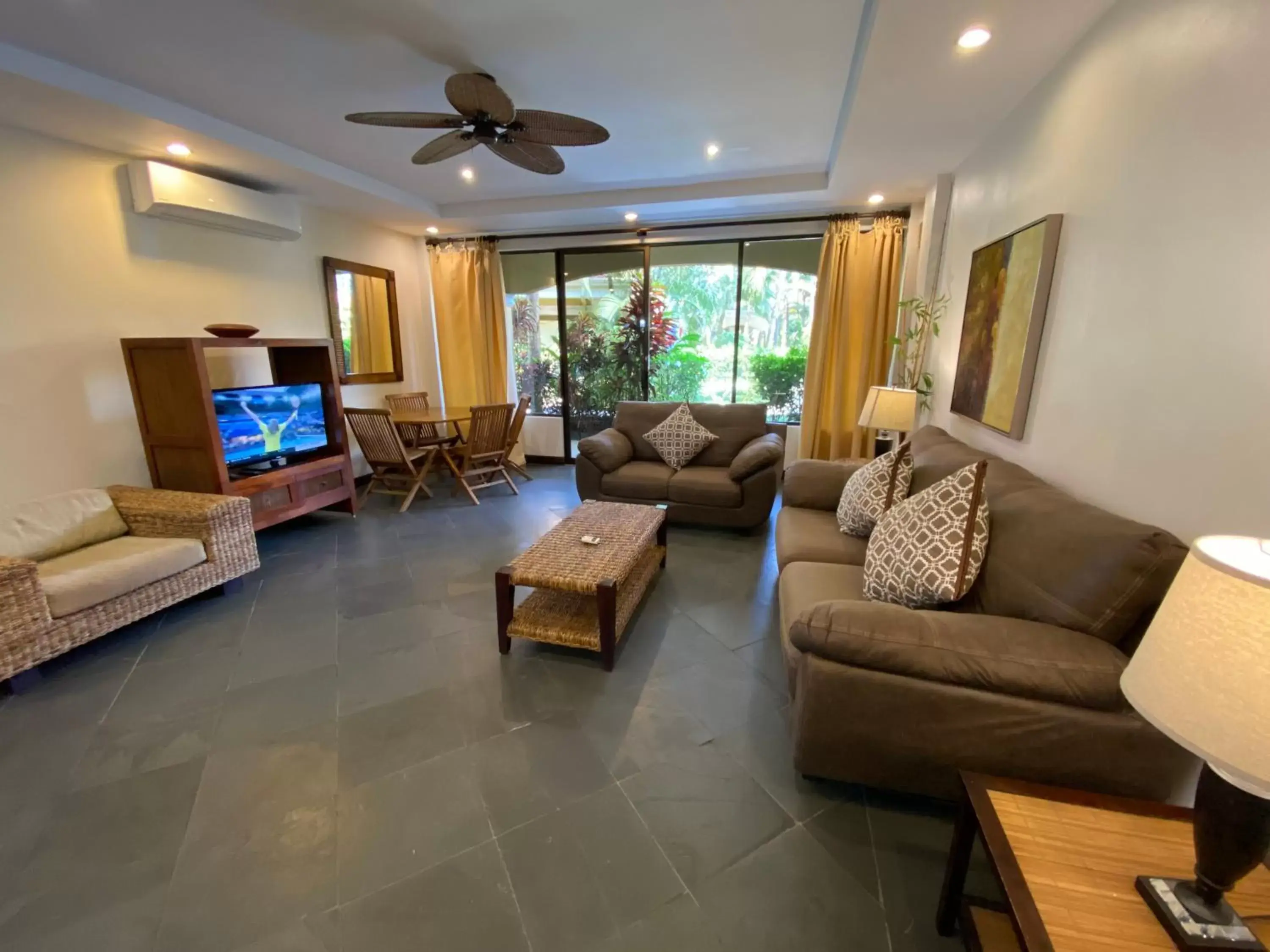 Living room, Seating Area in Monte Carlo Luxury Condominiums