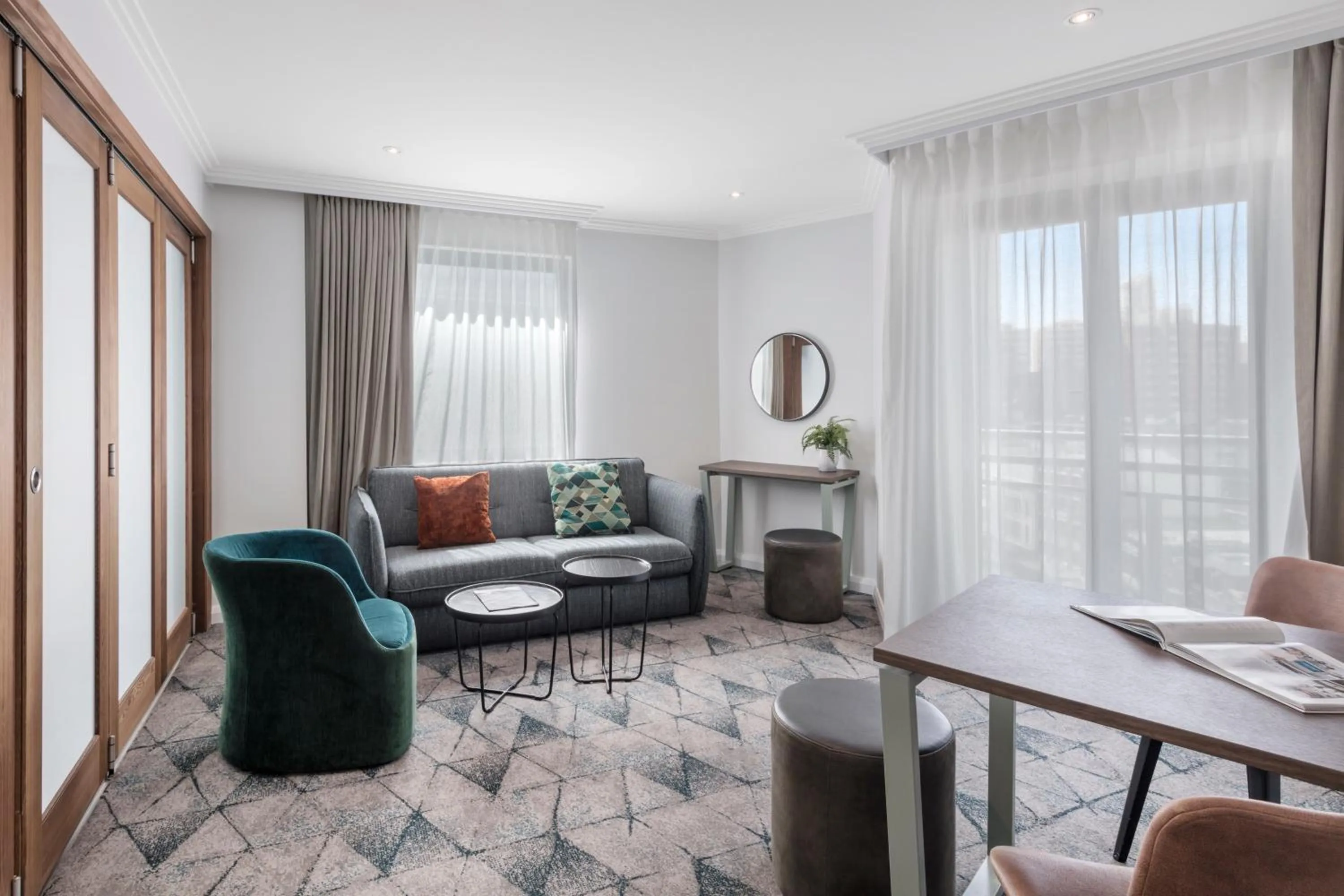 Living room in Club Wyndham Sydney, Trademark Collection by Wyndham