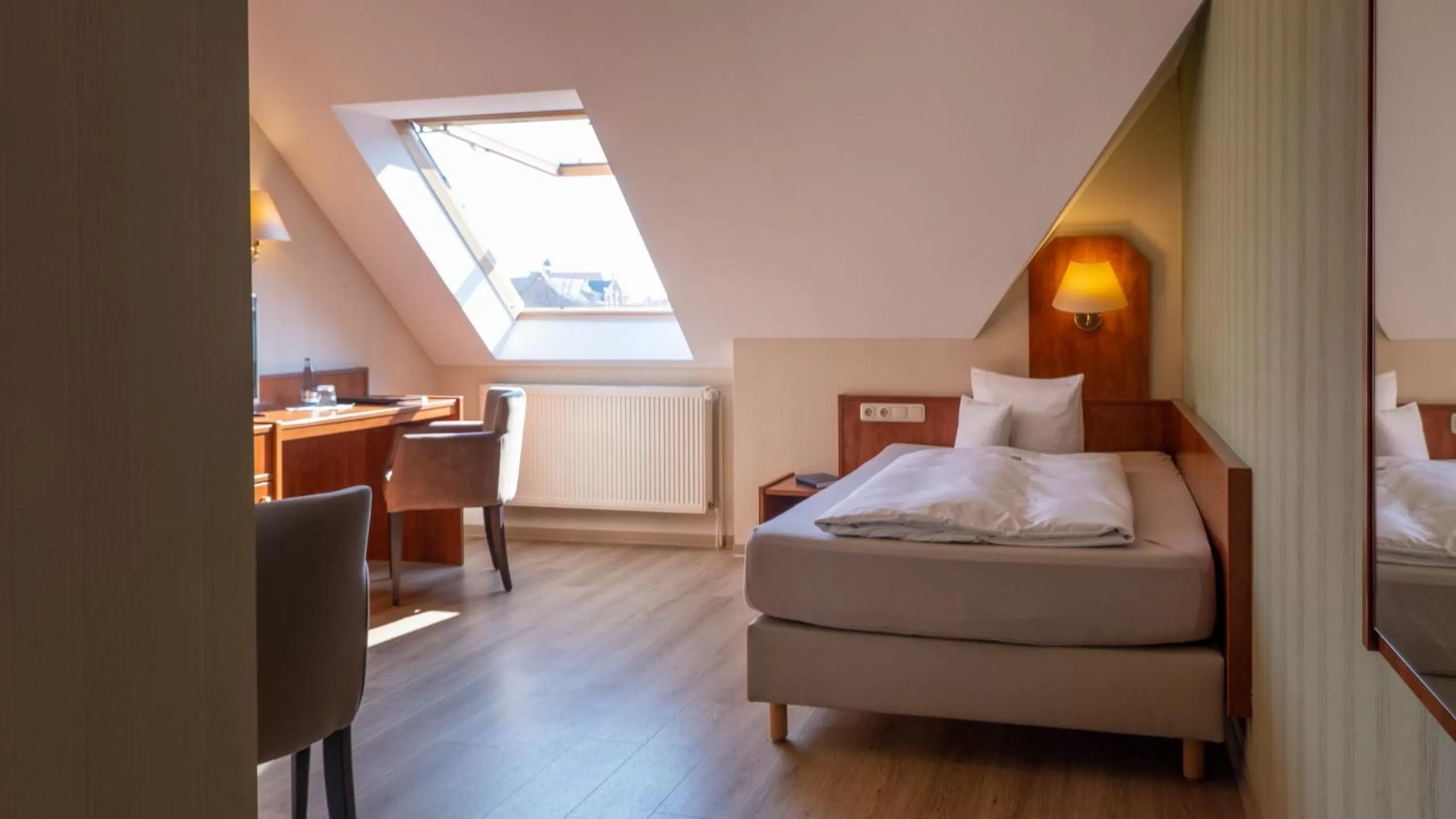 Bed in Hotel Am Uenglinger Tor