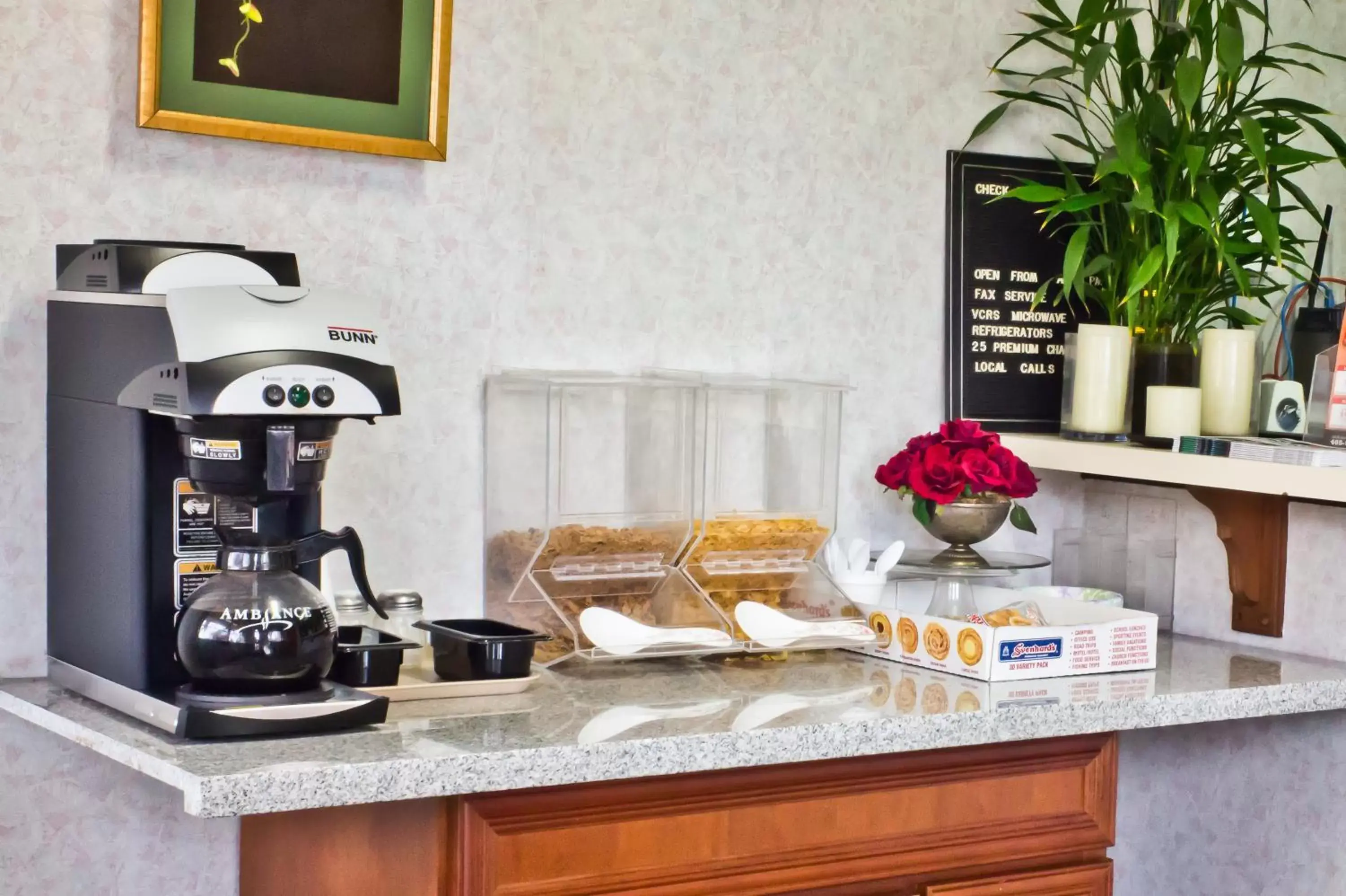 Coffee/tea facilities in Valley Inn San Jose