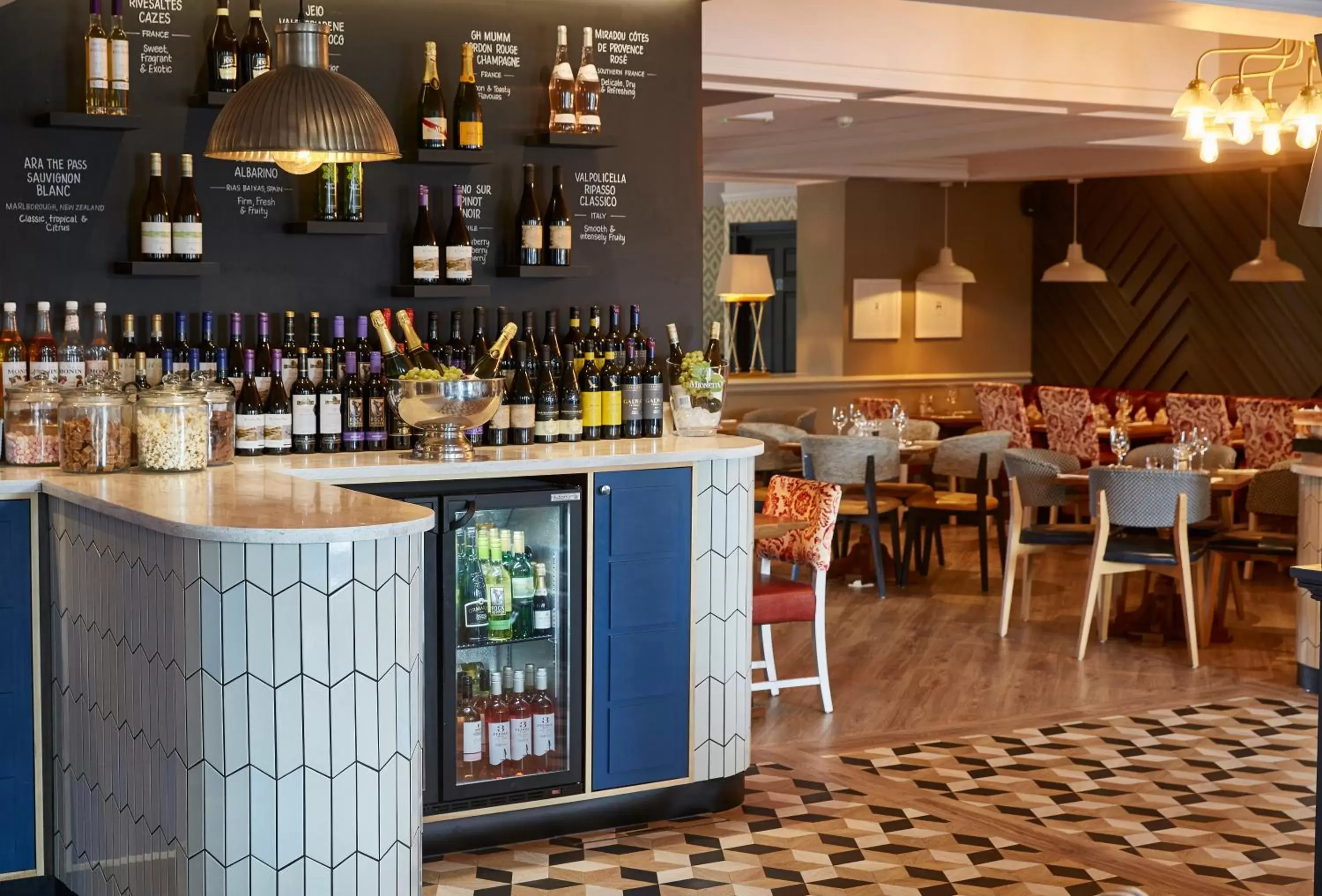 Lounge/Bar in Hartwood Hall by Greene King Inns