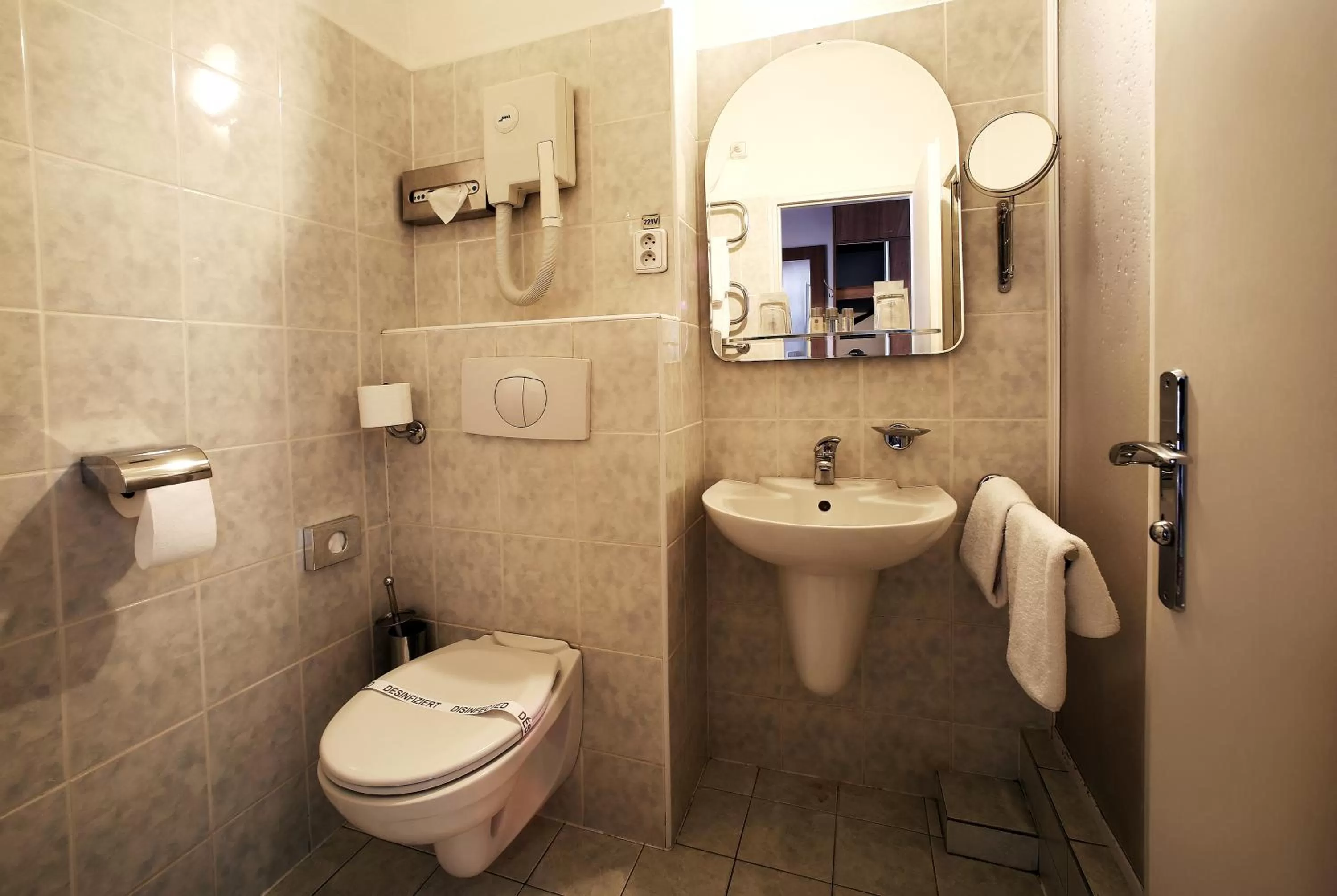 Bathroom in Hotel Central