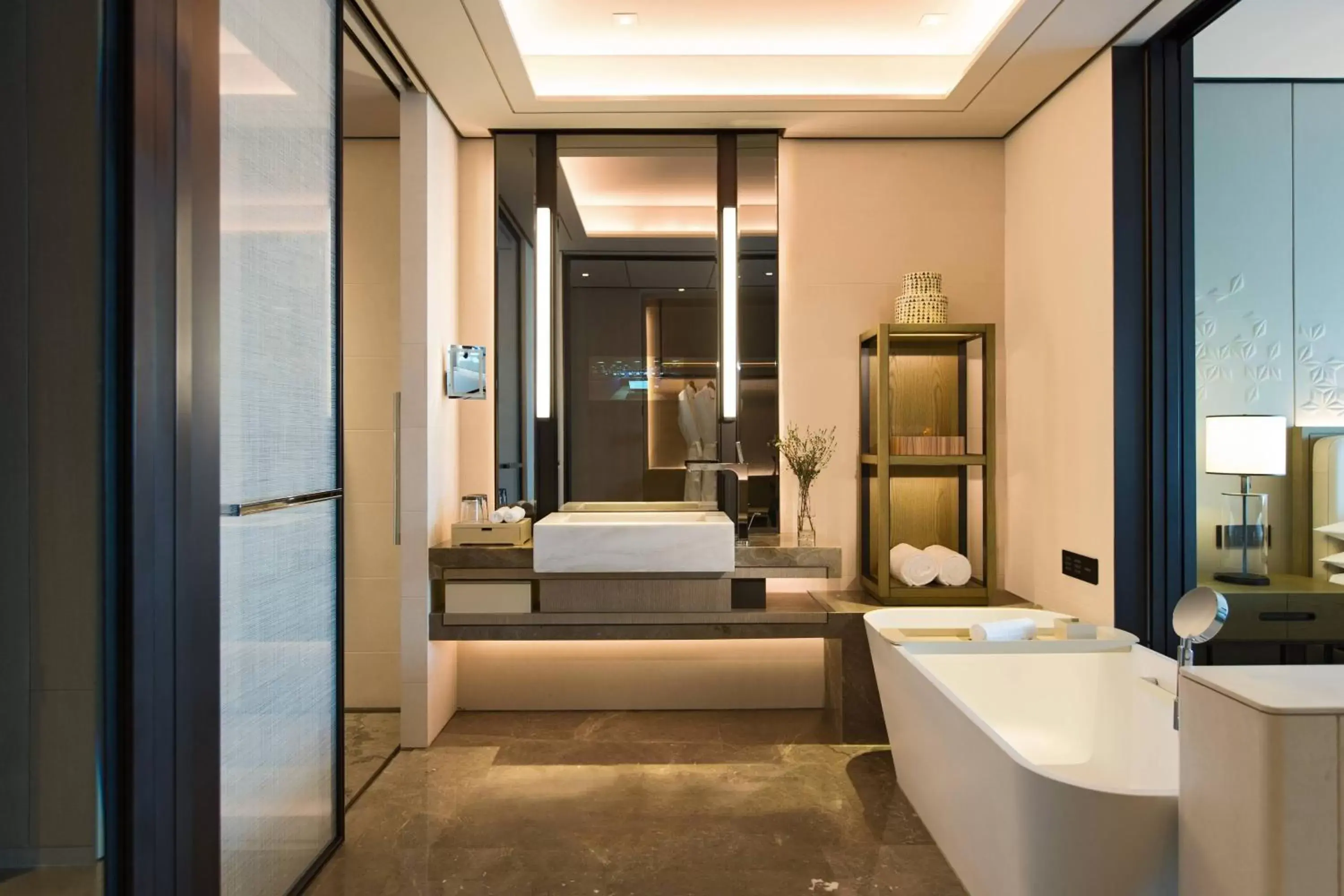 Bathroom in Shenzhen Marriott Hotel Nanshan