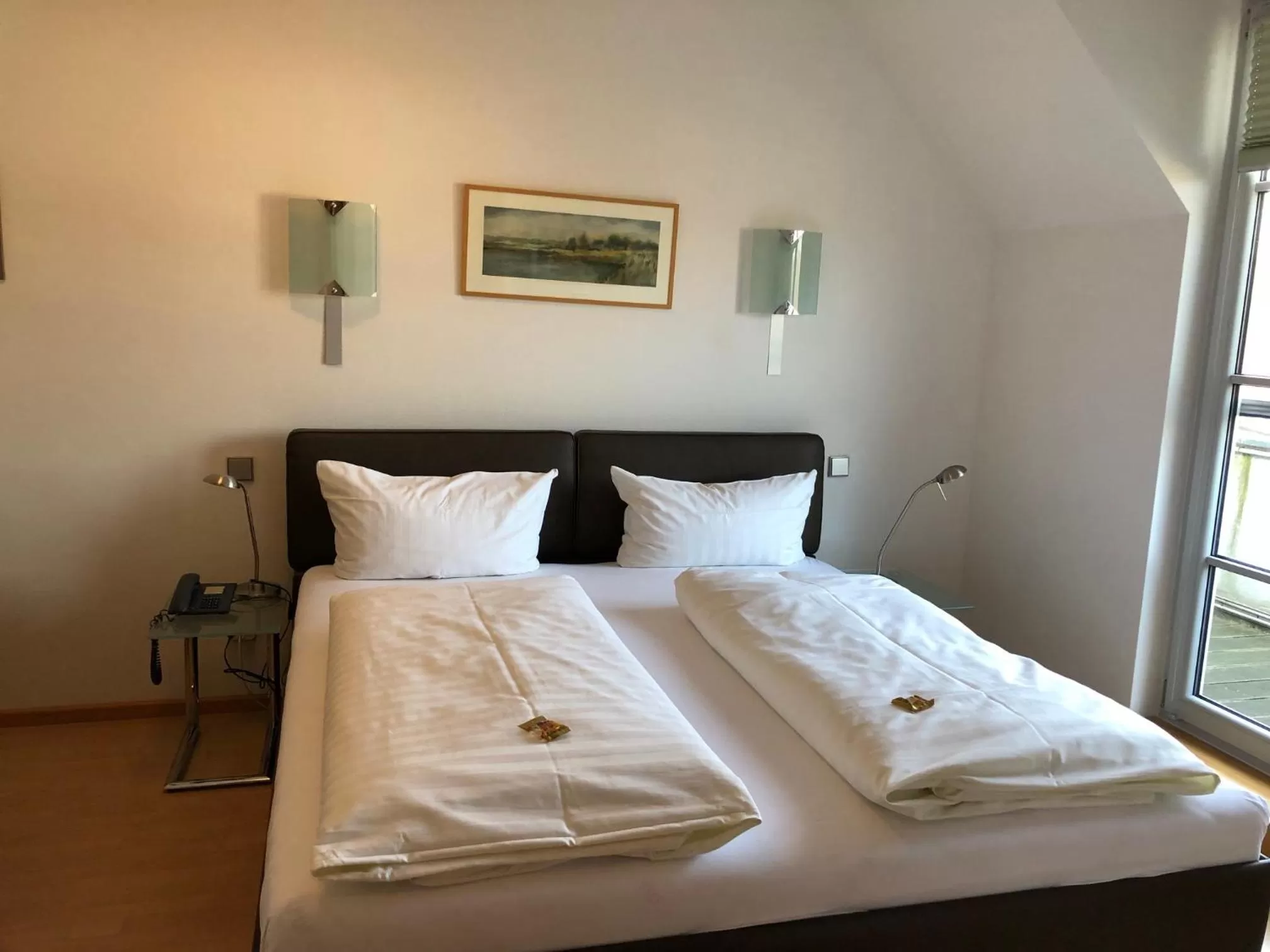Photo of the whole room, Bed in Hotel im Kavalierhaus