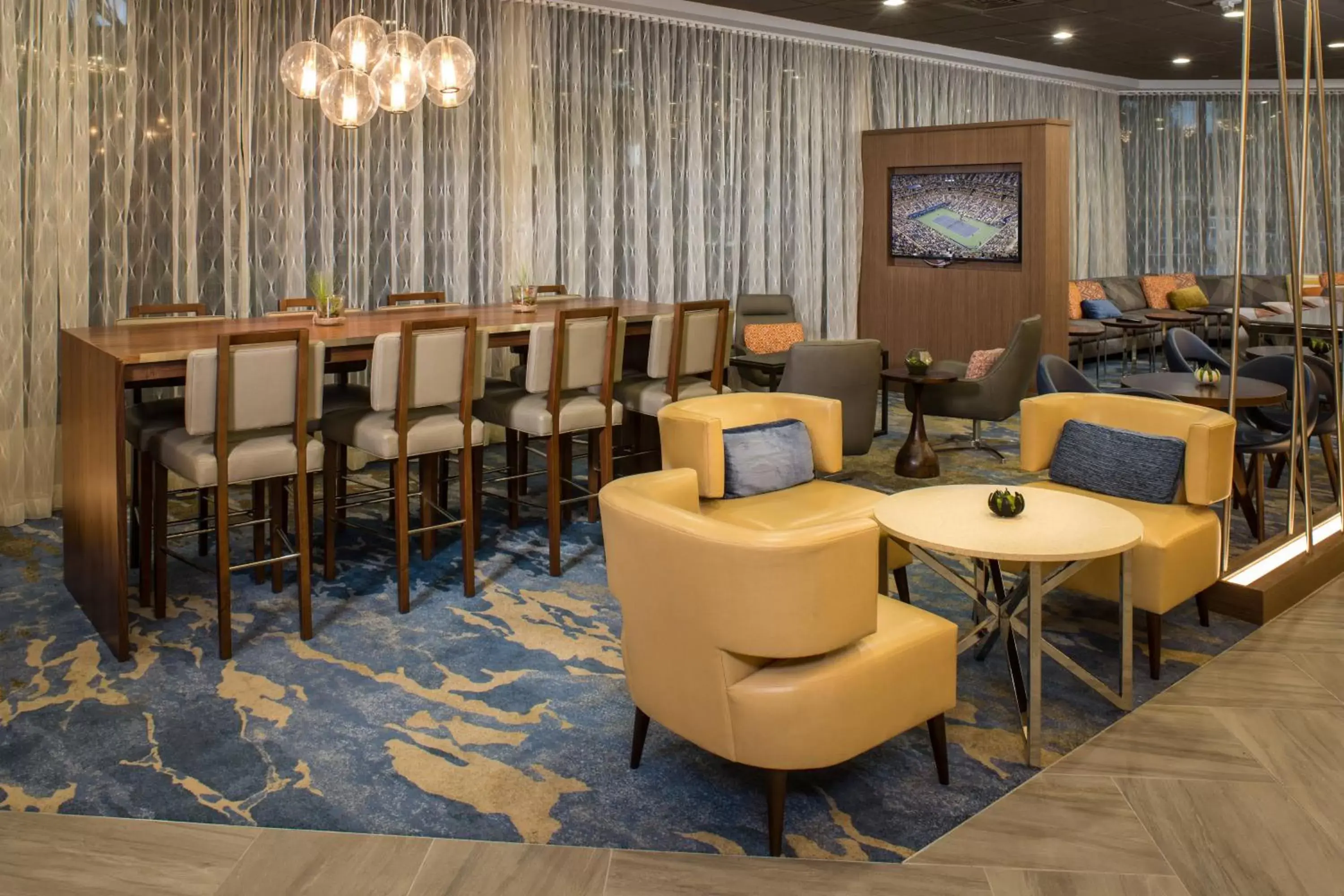 Lobby or reception, Restaurant/Places to Eat in Marriott Tampa Westshore
