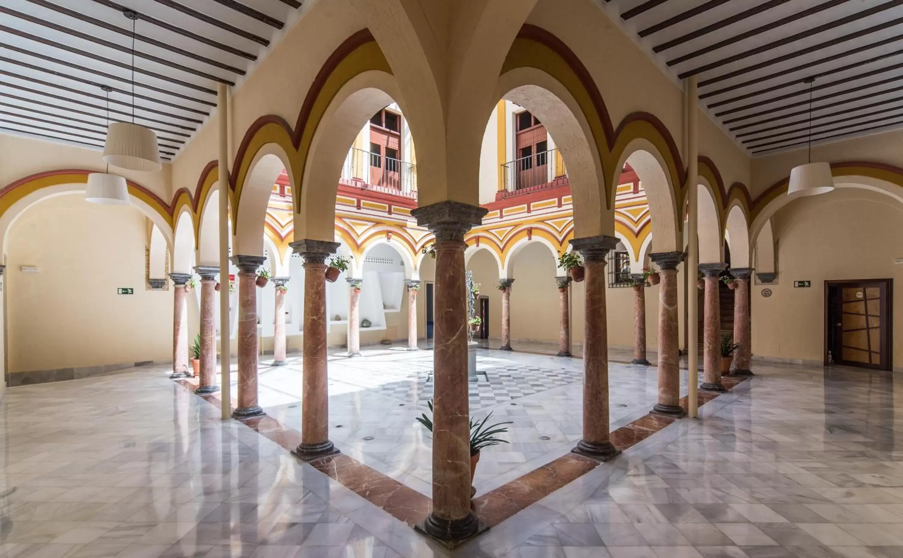 Property building in Hotel Palacio Marqués de Arizón