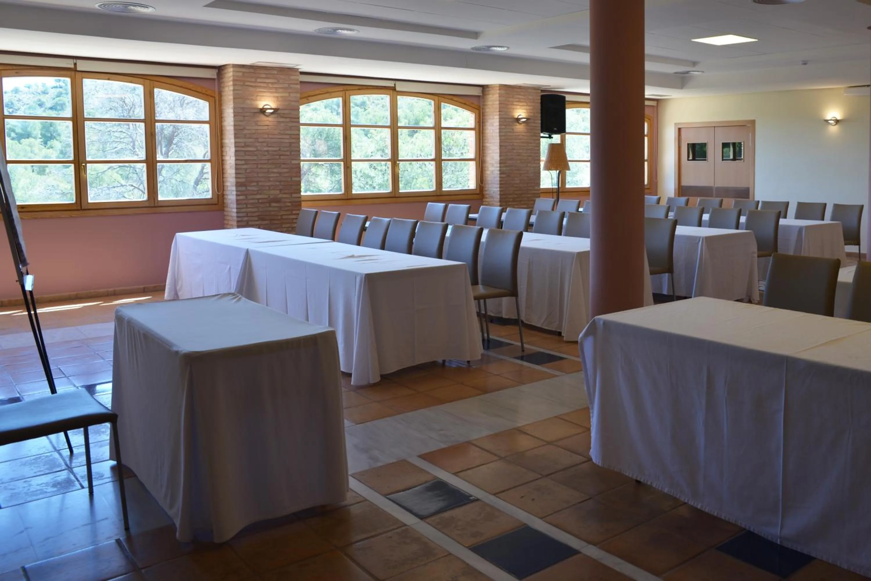Banquet/Function facilities in Jardines de La Santa