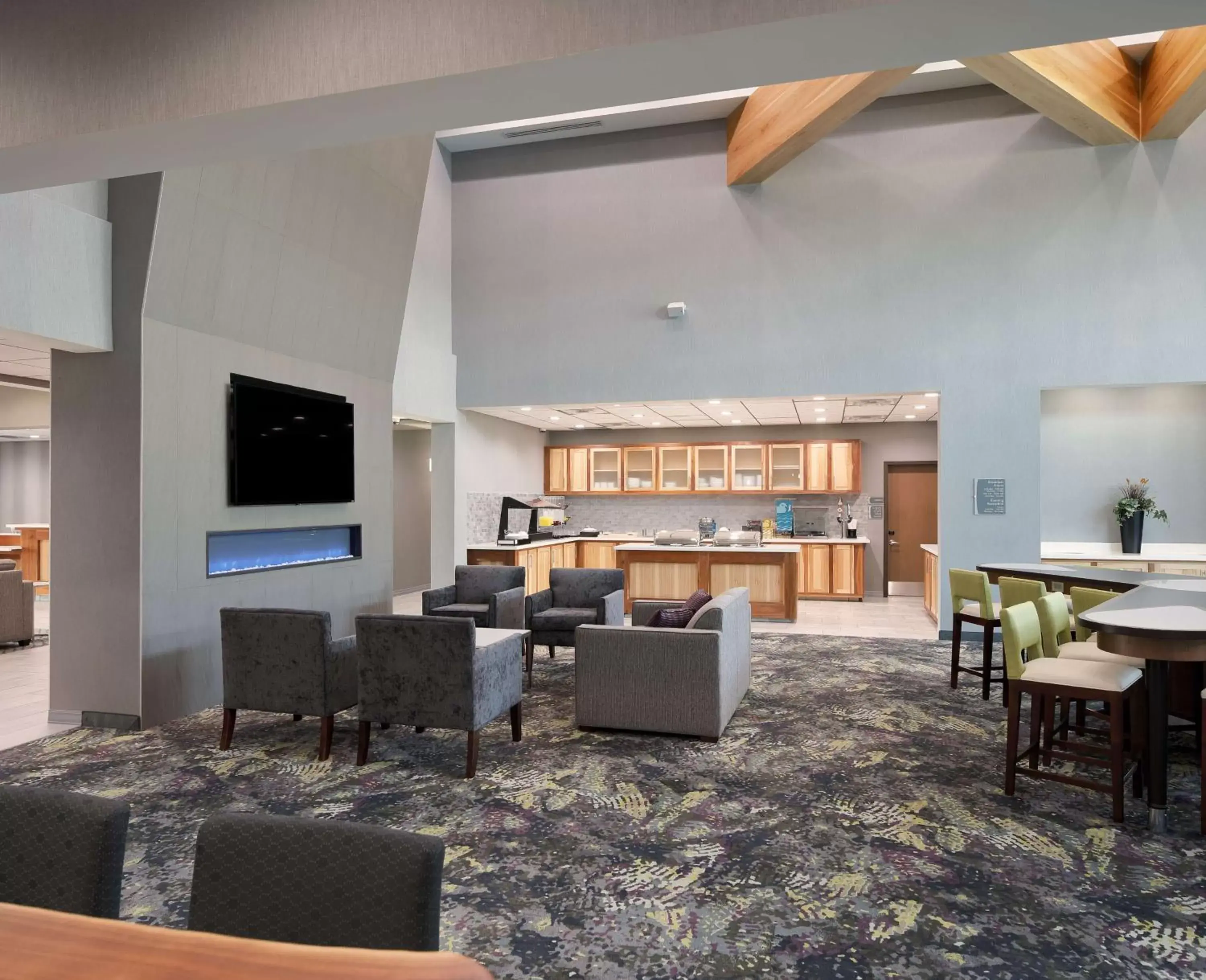 Lobby or reception, Restaurant/Places to Eat in Homewood Suites By Hilton Topeka