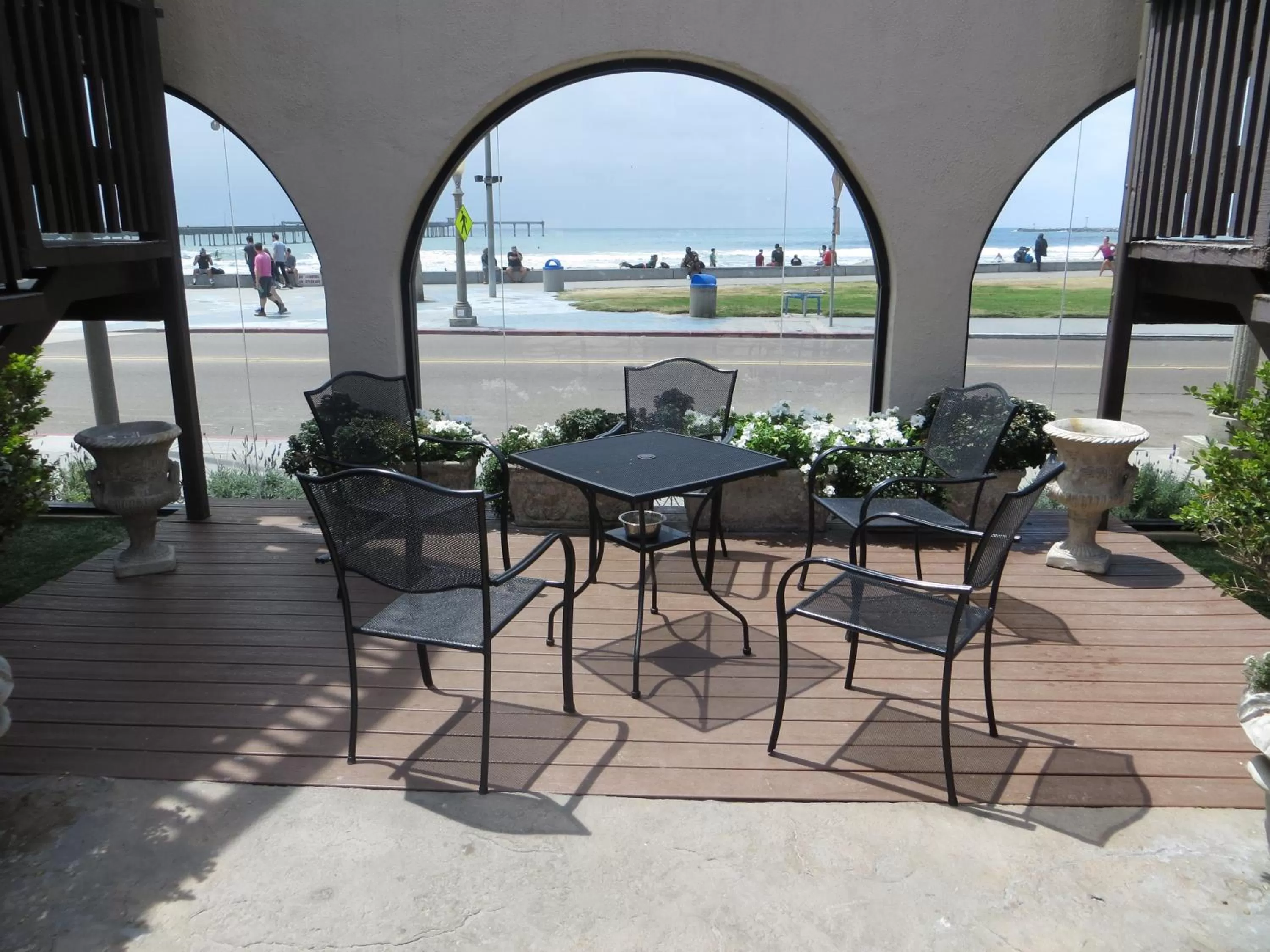 Area and facilities in Ocean Beach Hotel