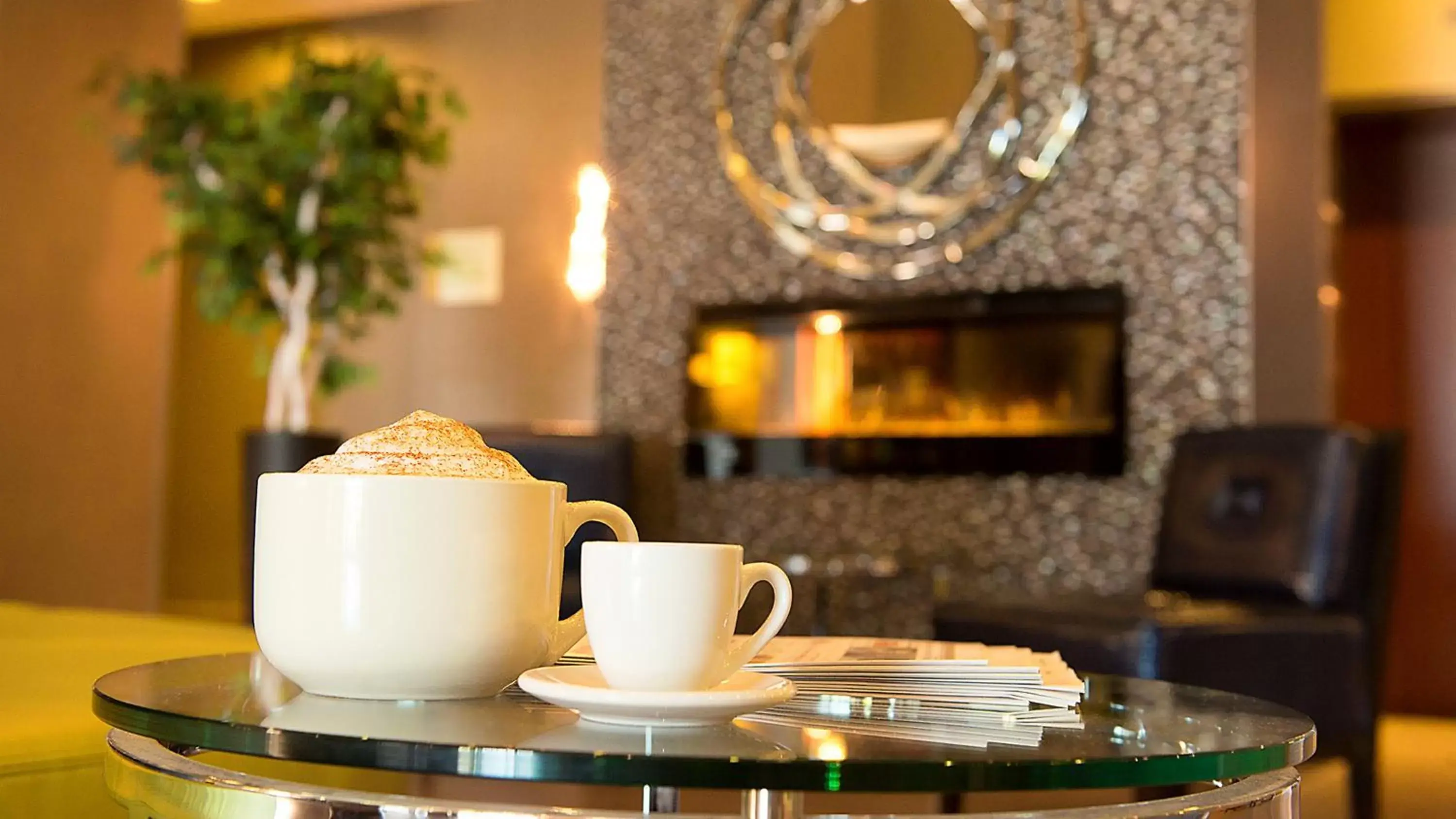 Restaurant/places to eat in Holiday Inn & Suites Mississauga West - Meadowvale, an IHG Hotel