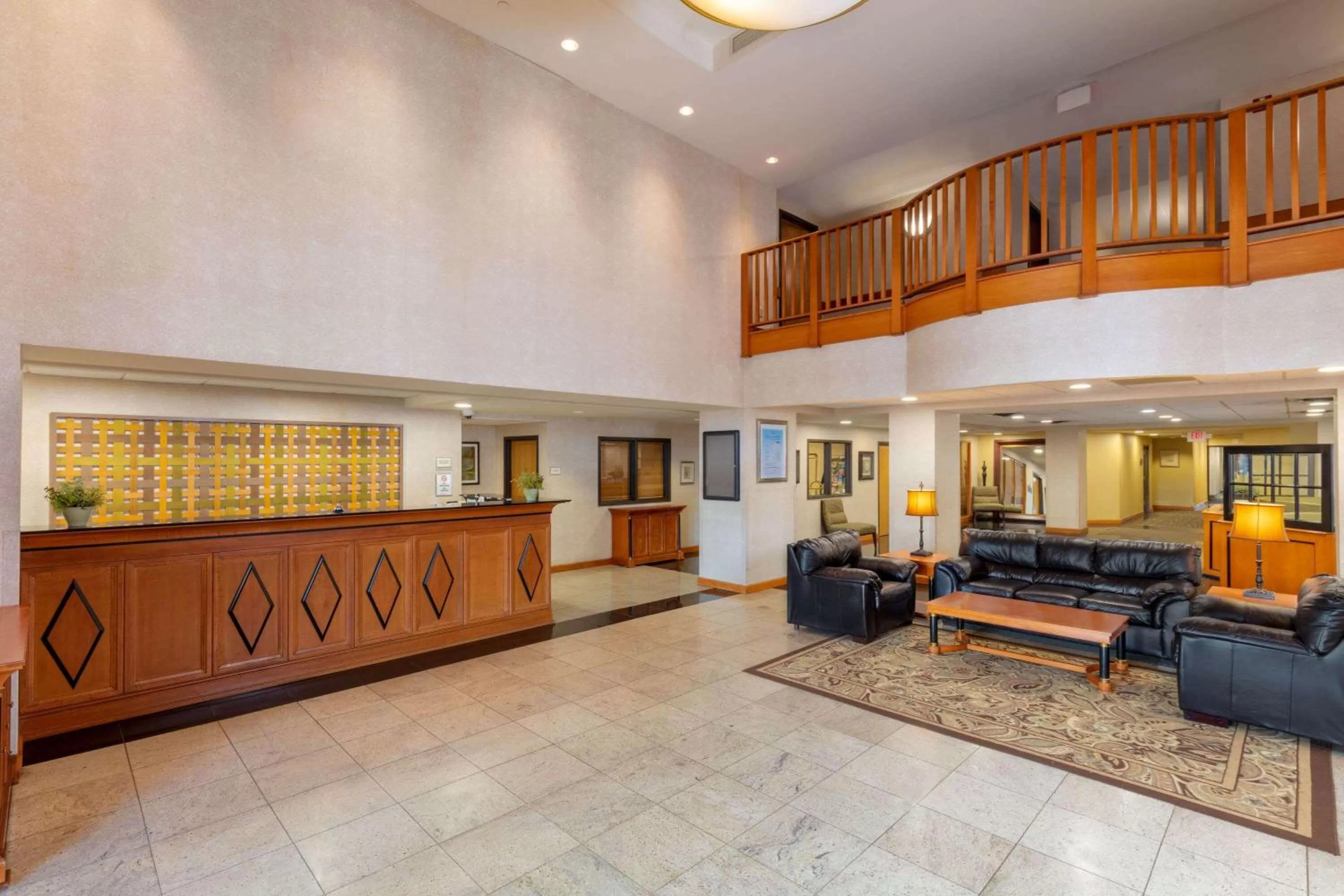 Lobby or reception in La Quinta by Wyndham Garden City