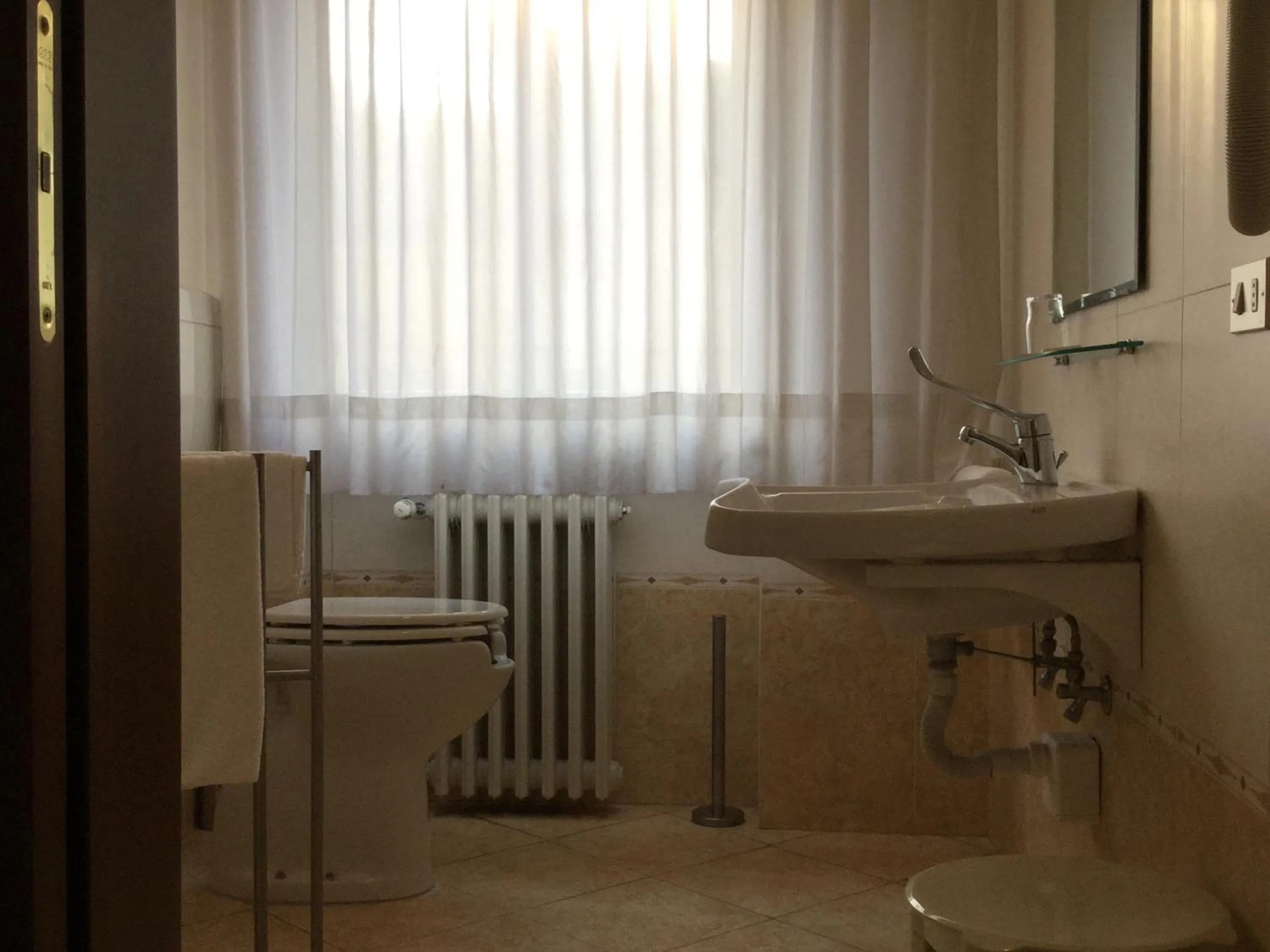 Bathroom in Hotel Centrale