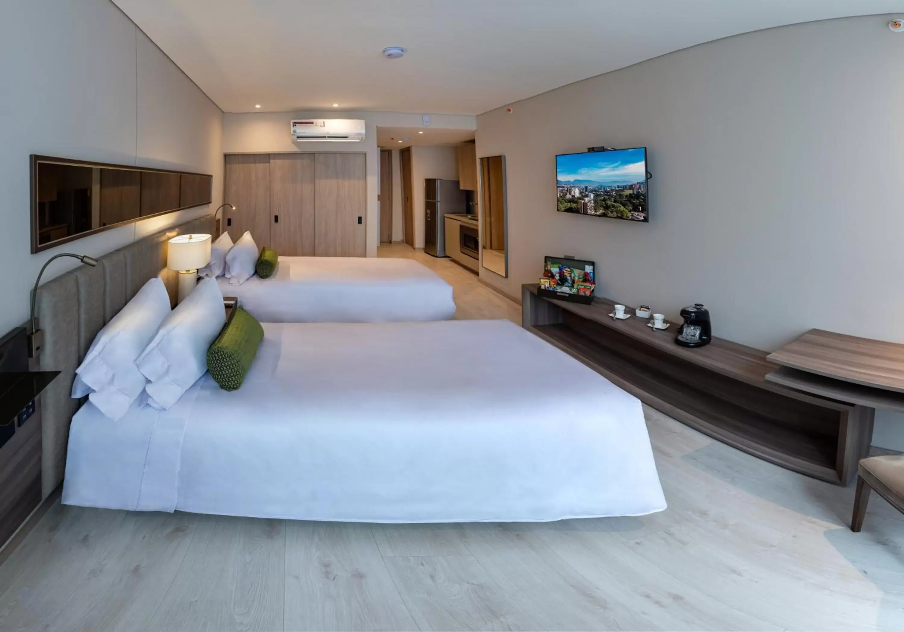 Bedroom, Bed in Hotel York Luxury Suites Medellin by Preferred