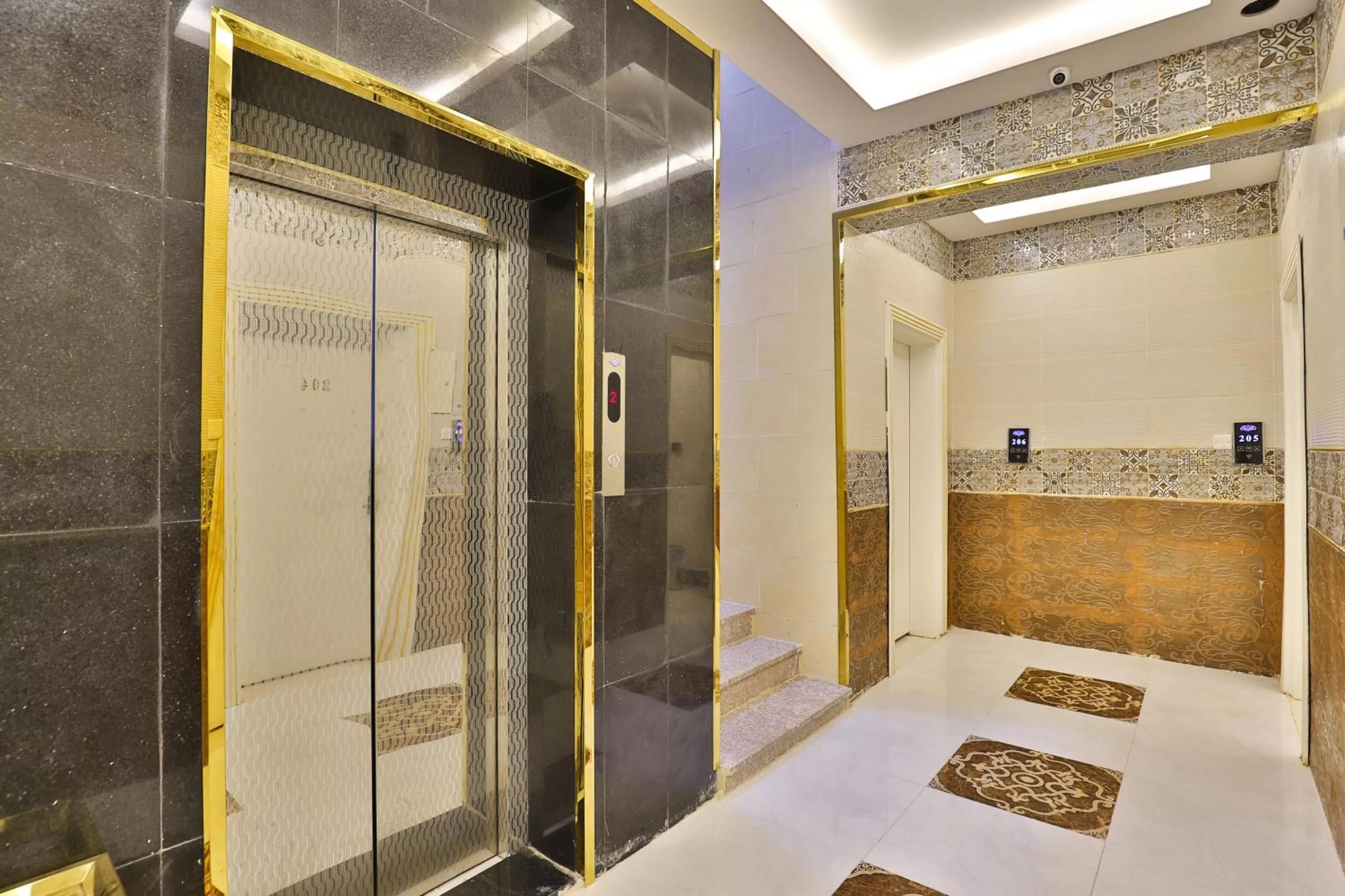 Lobby or reception, Bathroom in Esfrine Hotel Apartment