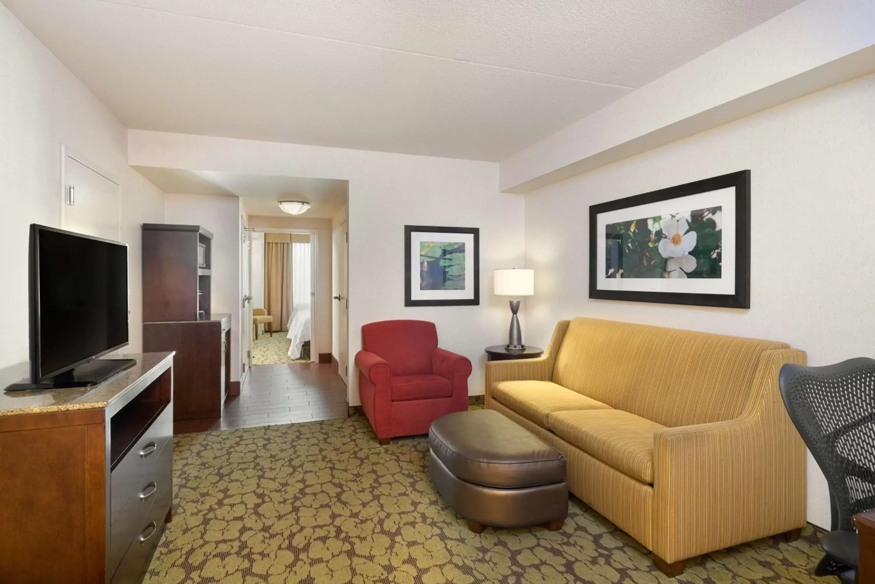 Living room, Seating Area in Hilton Garden Inn Hershey