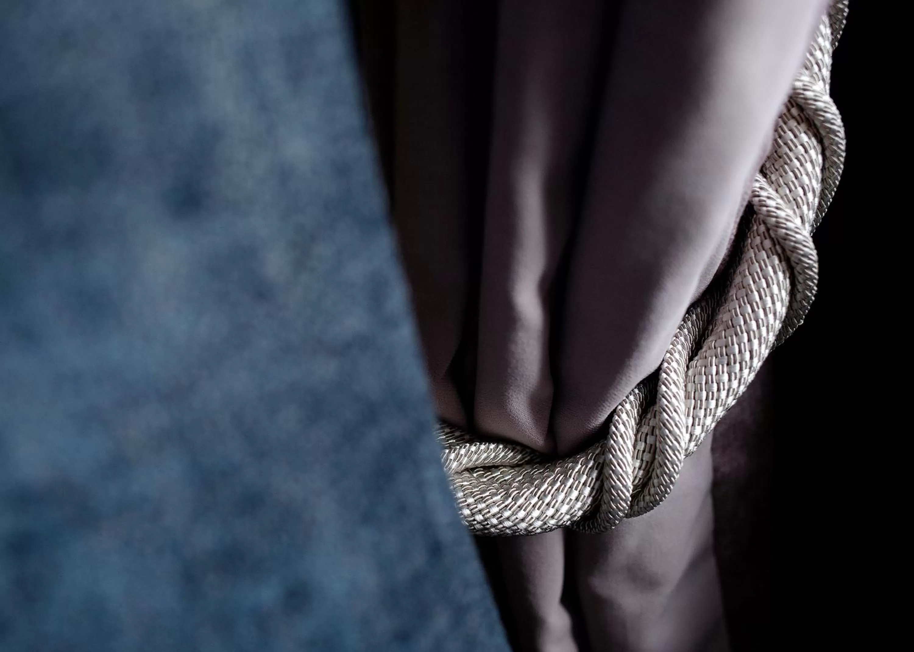 Restaurant/places to eat in Nira Caledonia