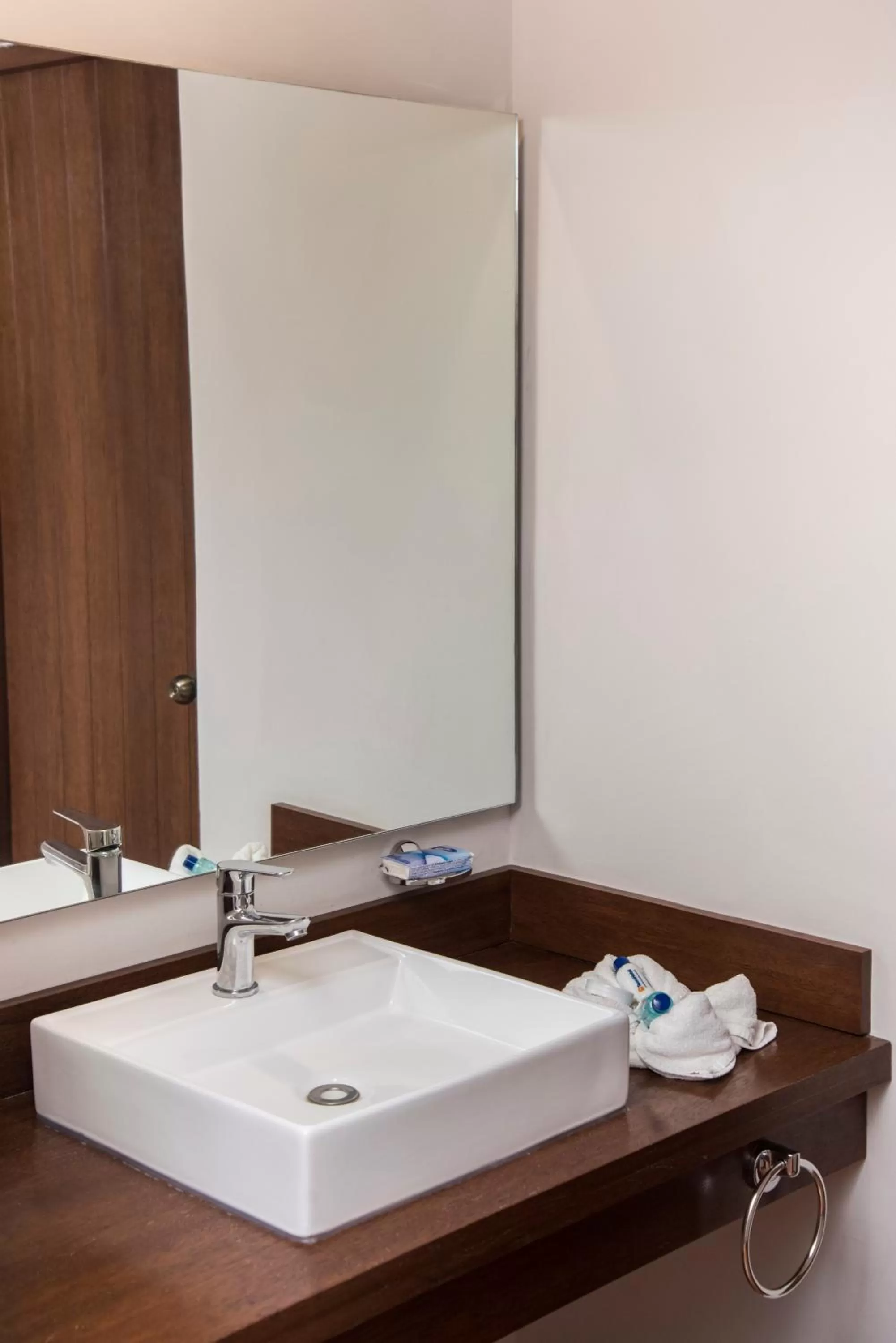 Bathroom in TecnoHotel Valladolid