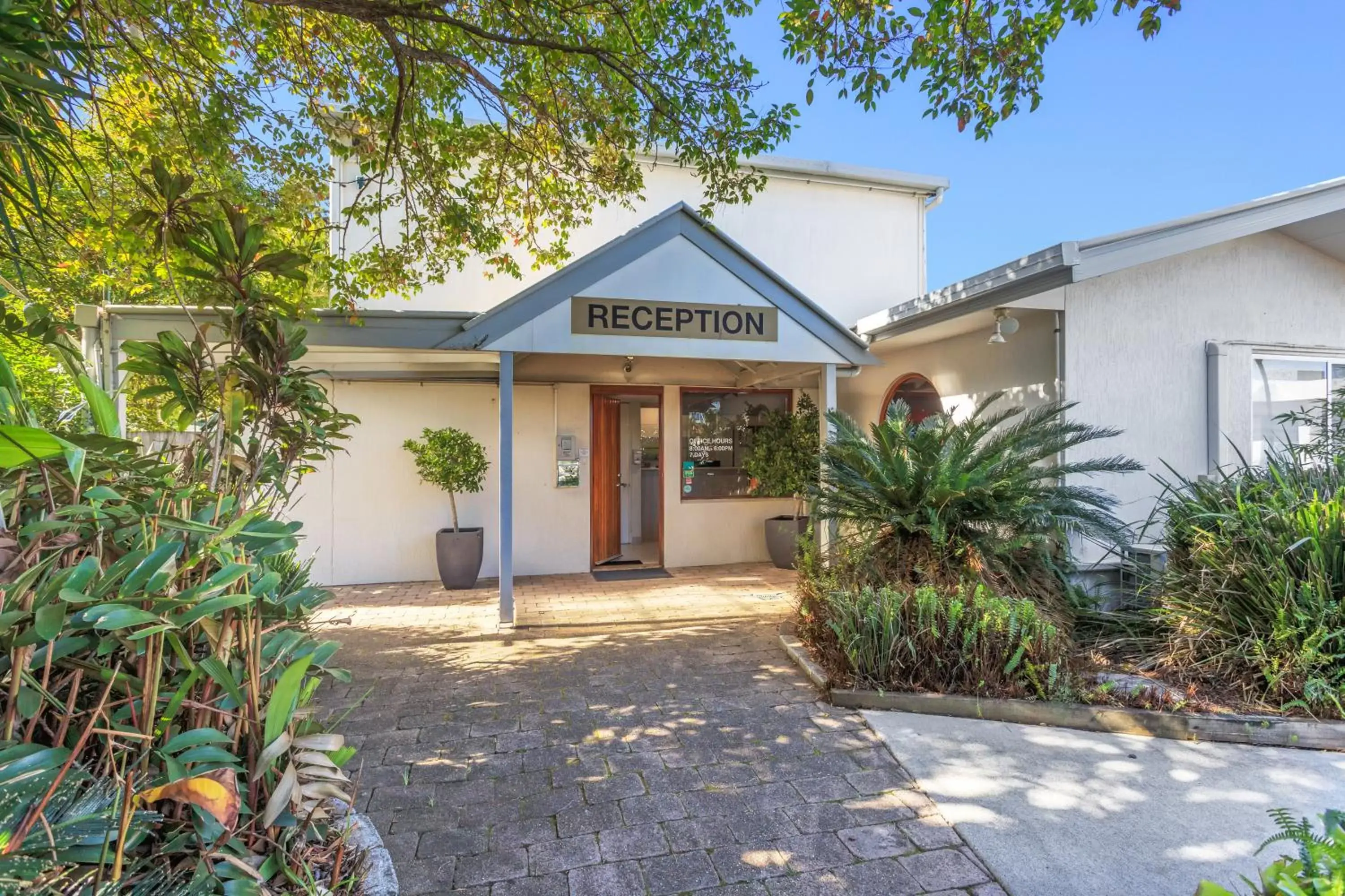 Facade/entrance, Property Building in Top Spot Motel