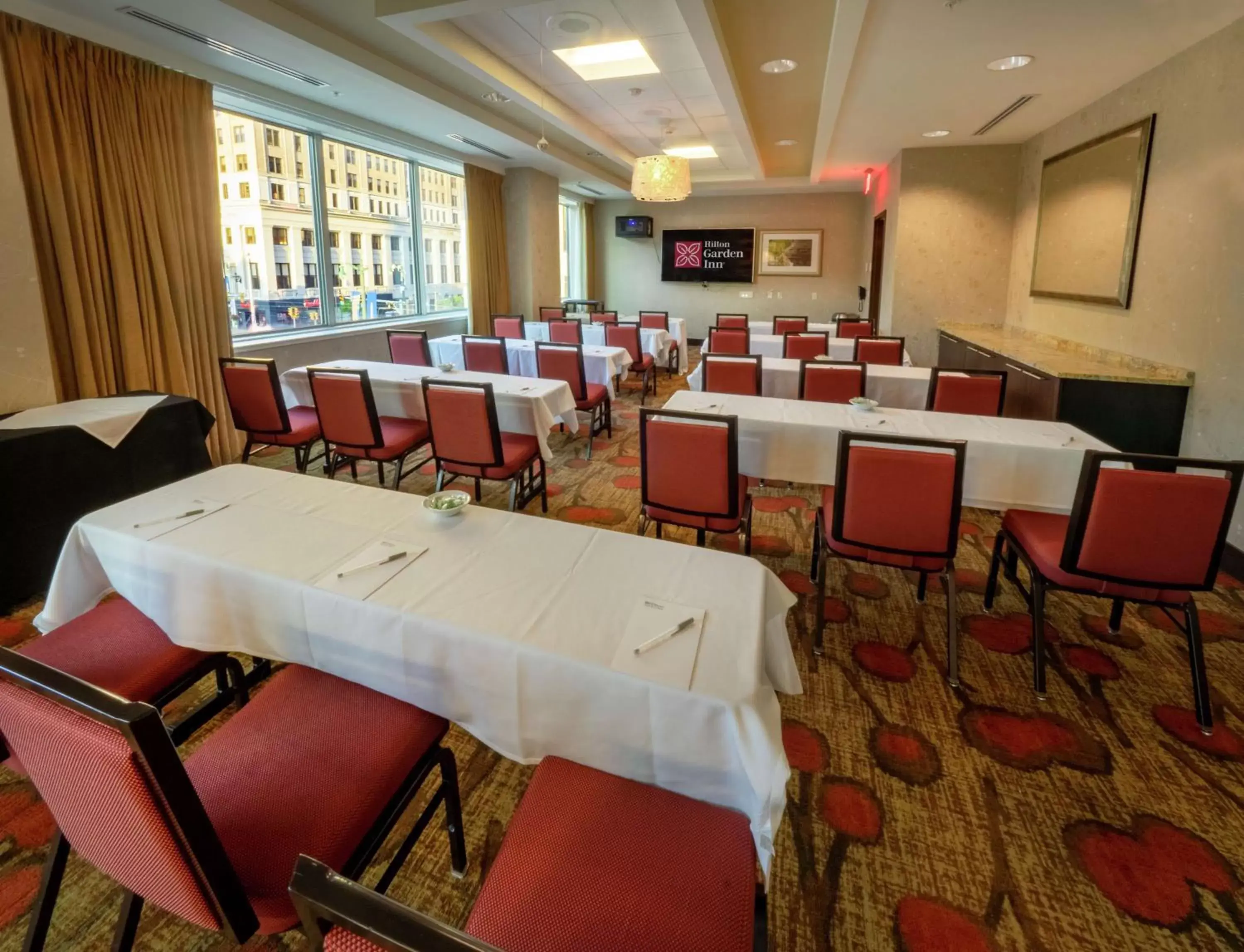Meeting/conference room in The Hilton Garden Inn Buffalo-Downtown