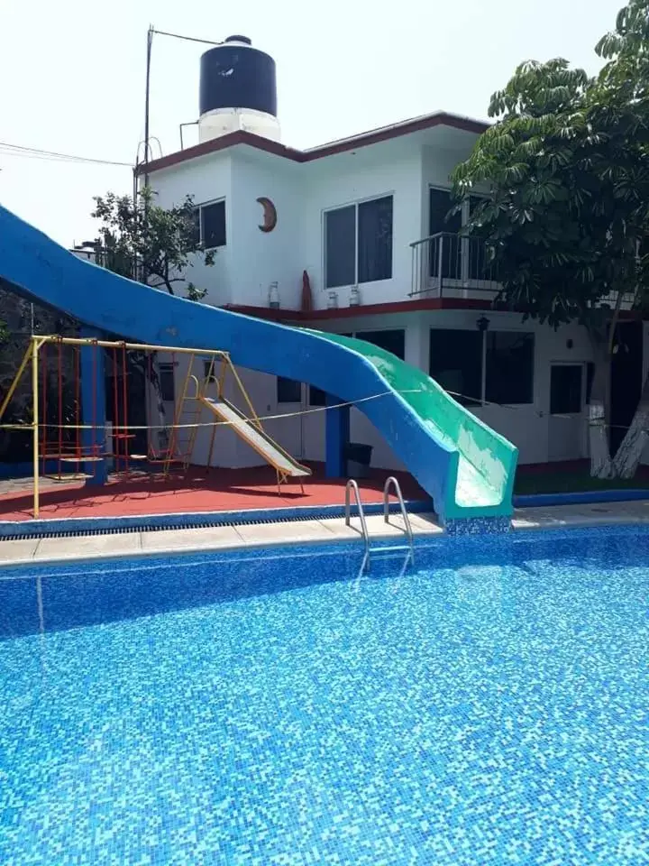 Swimming Pool in Hotel Quinta Paraiso