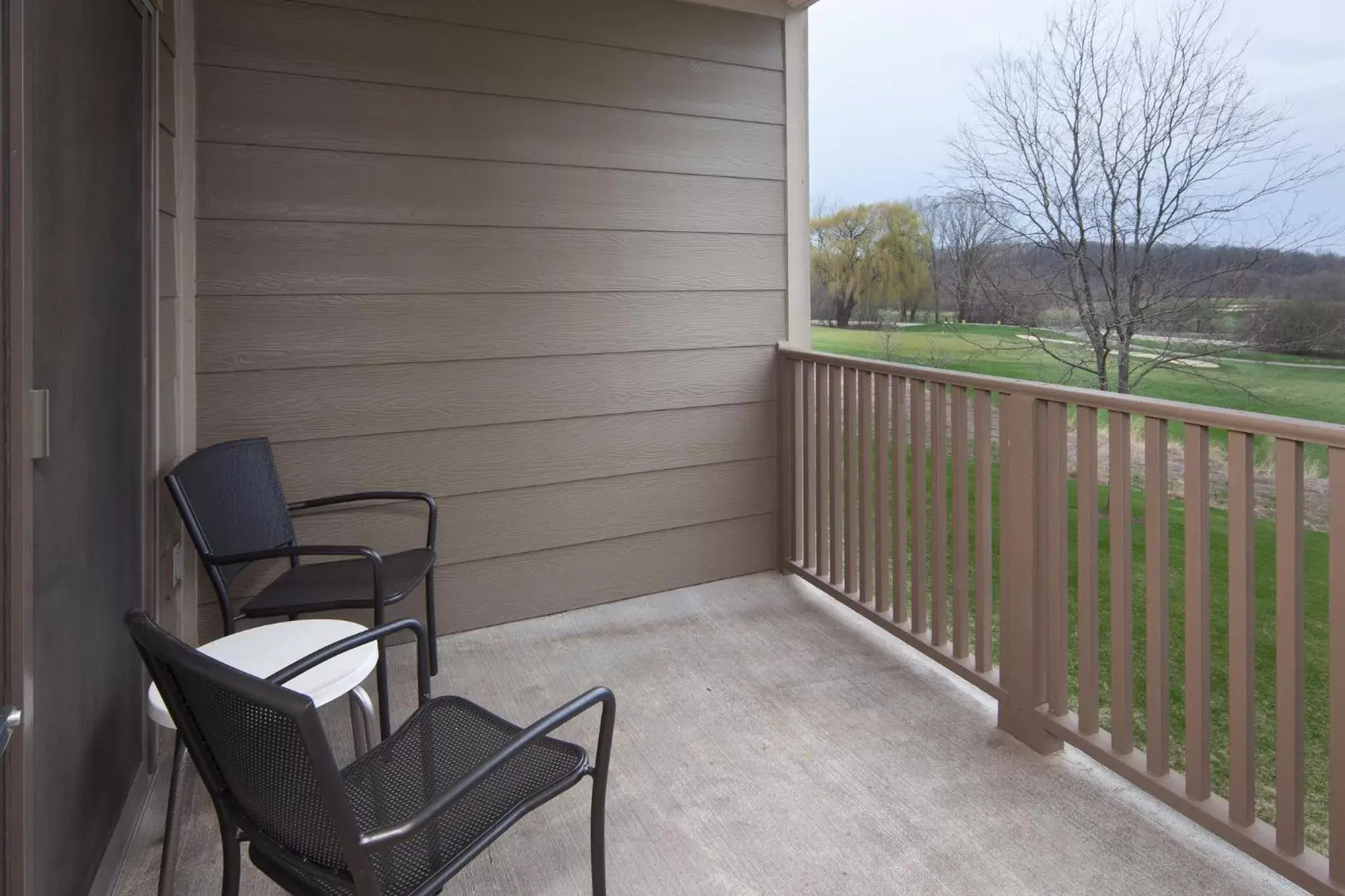 Photo of the whole room, Balcony/Terrace in Holiday Inn Club Vacations at Lake Geneva Resort, an IHG Hotel