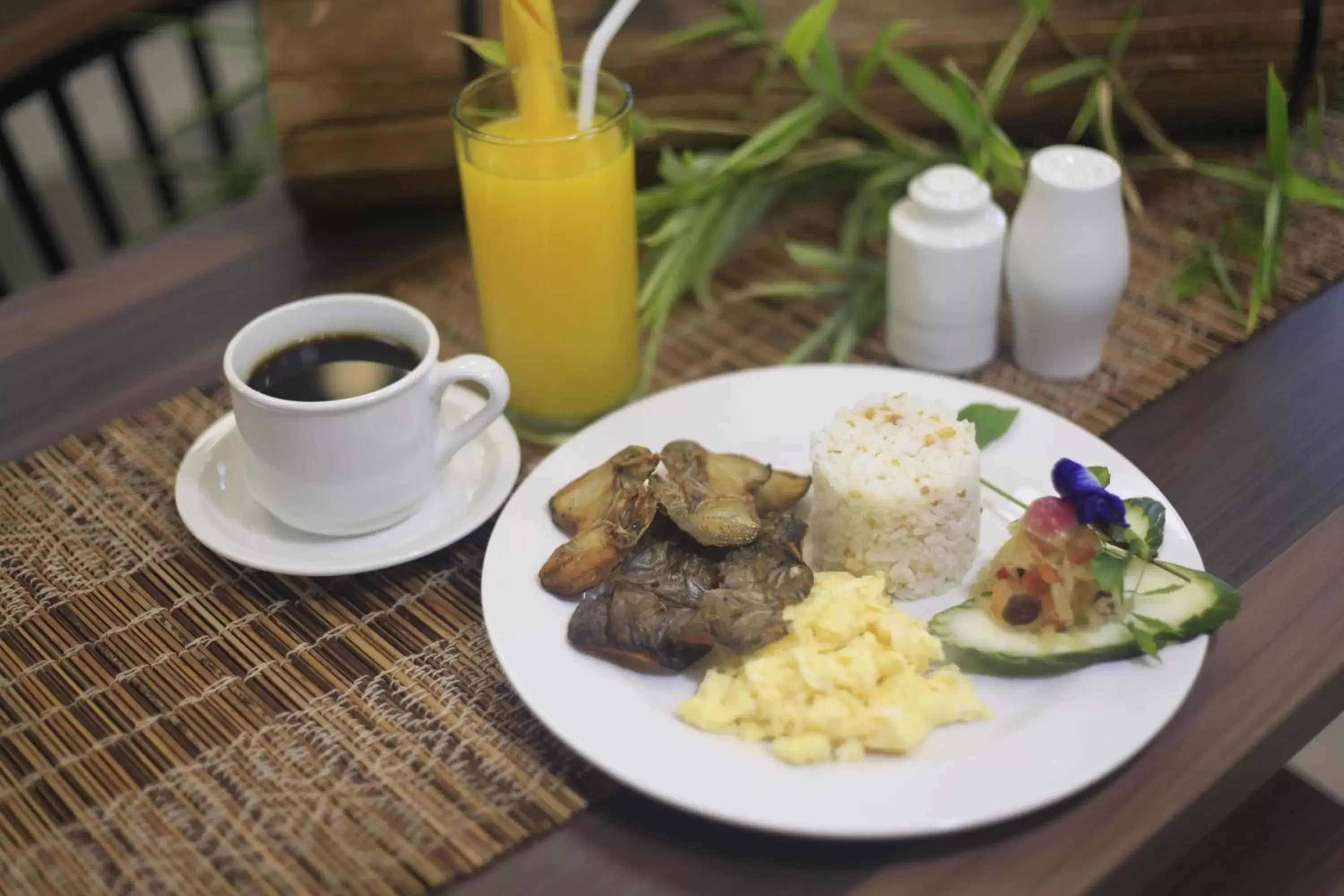 Asian breakfast in Coron Soleil Express Hotel