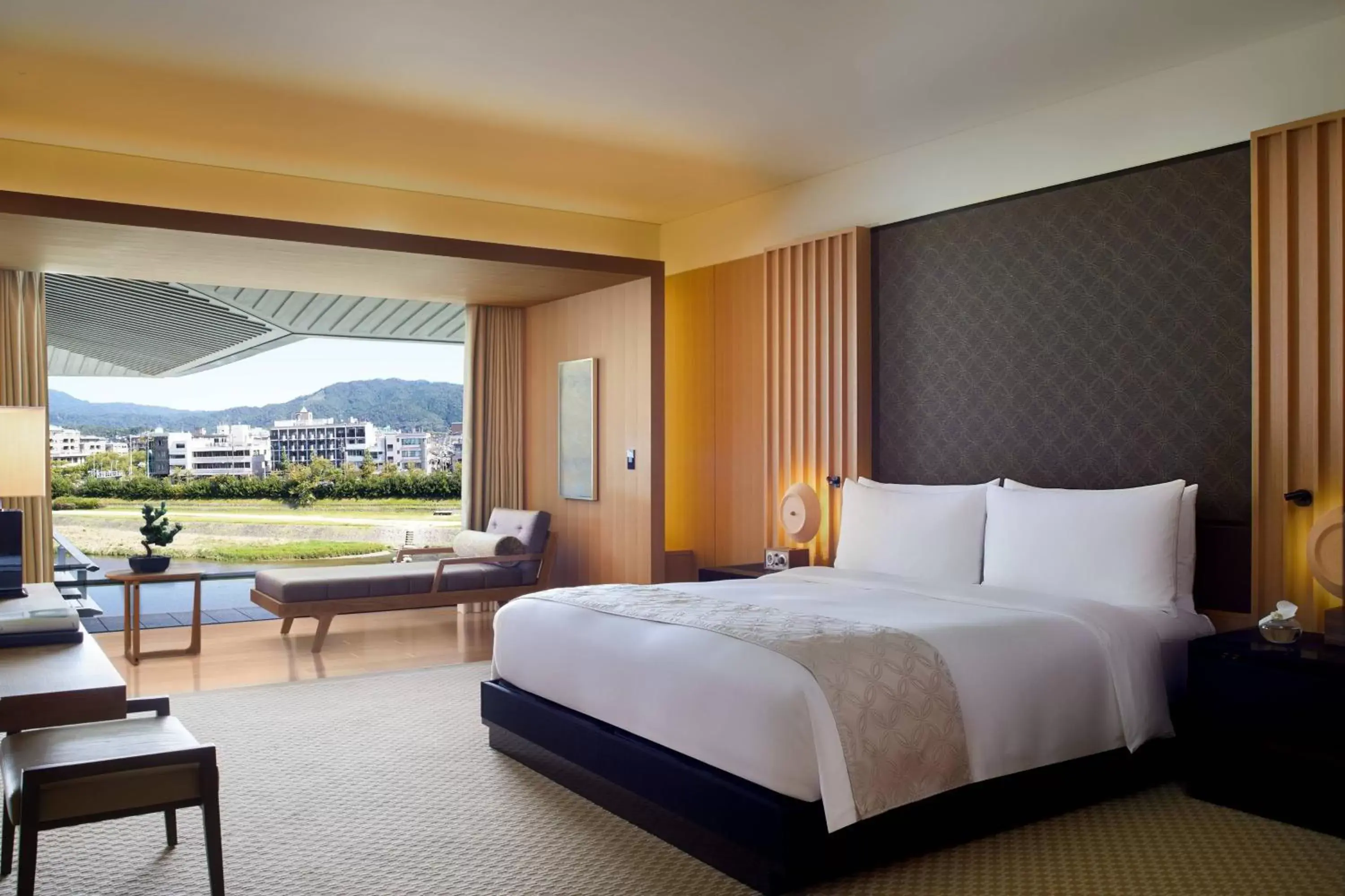 Bedroom in The Ritz-Carlton Kyoto