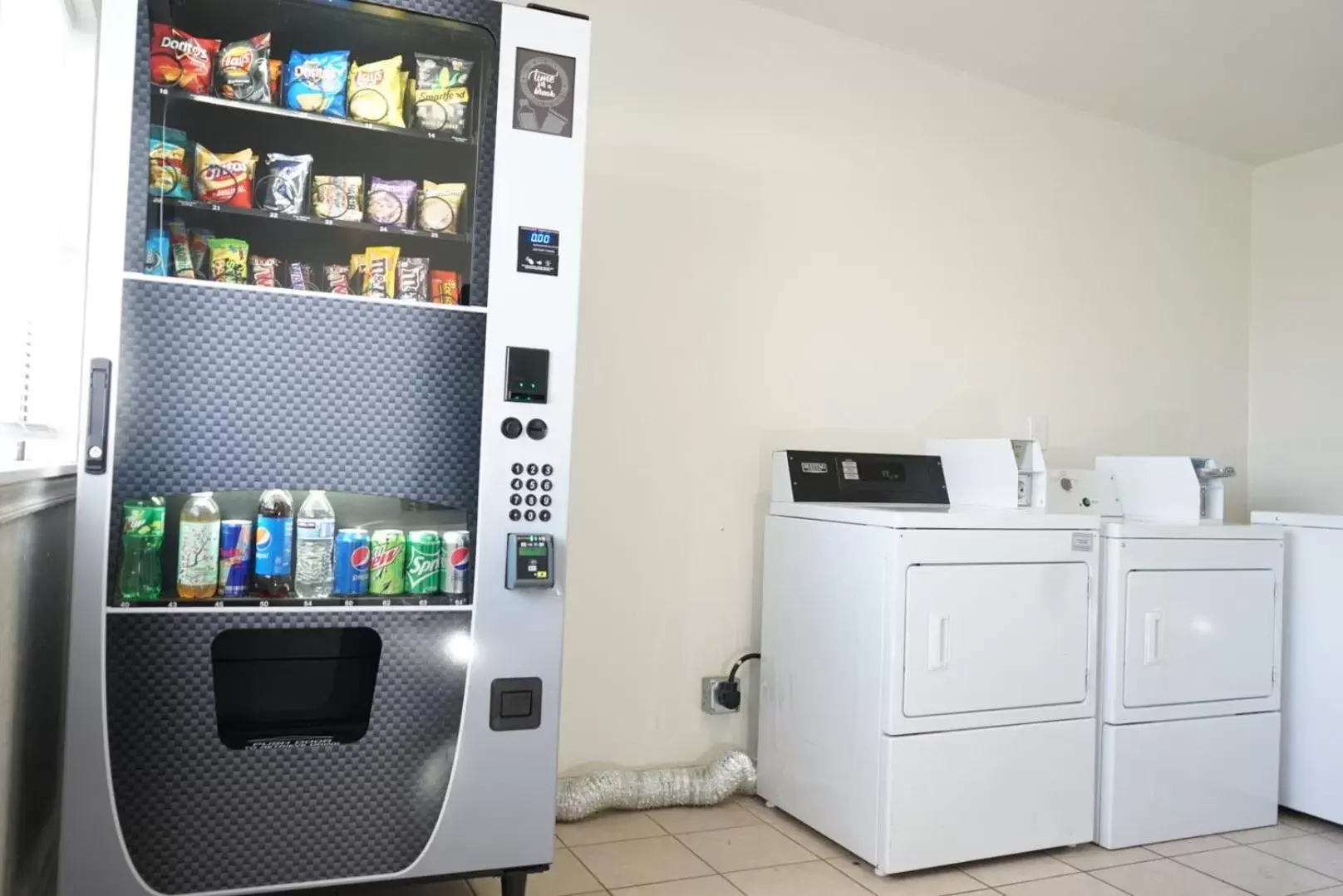 vending machine in Othello Inn And Suites