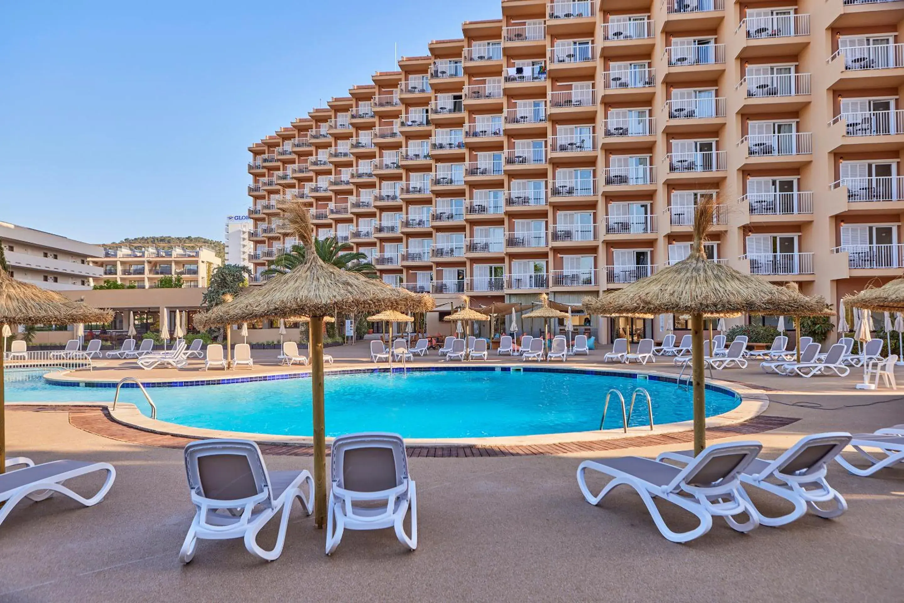 Property building in tent Palmanova Property building in tent Palmanova