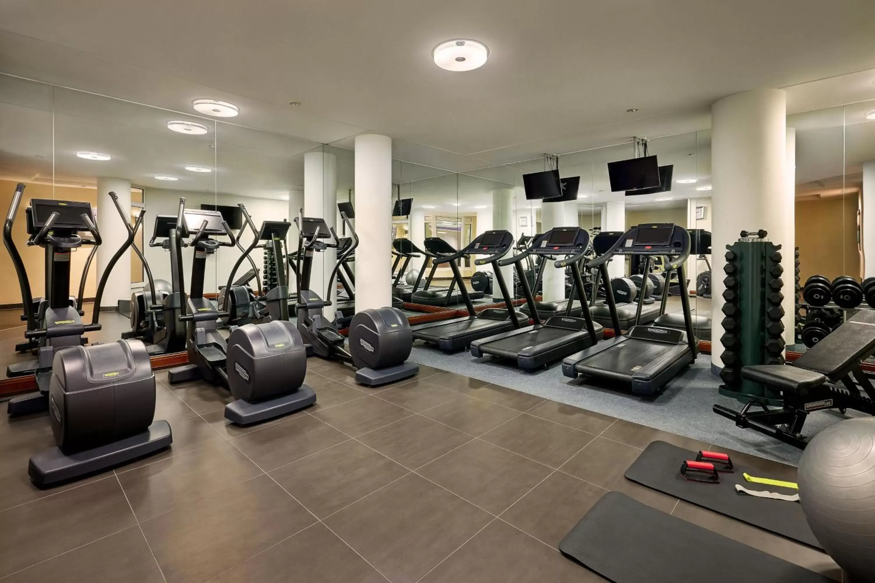 Fitness centre/facilities, Fitness Center/Facilities in Leipzig Marriott Hotel