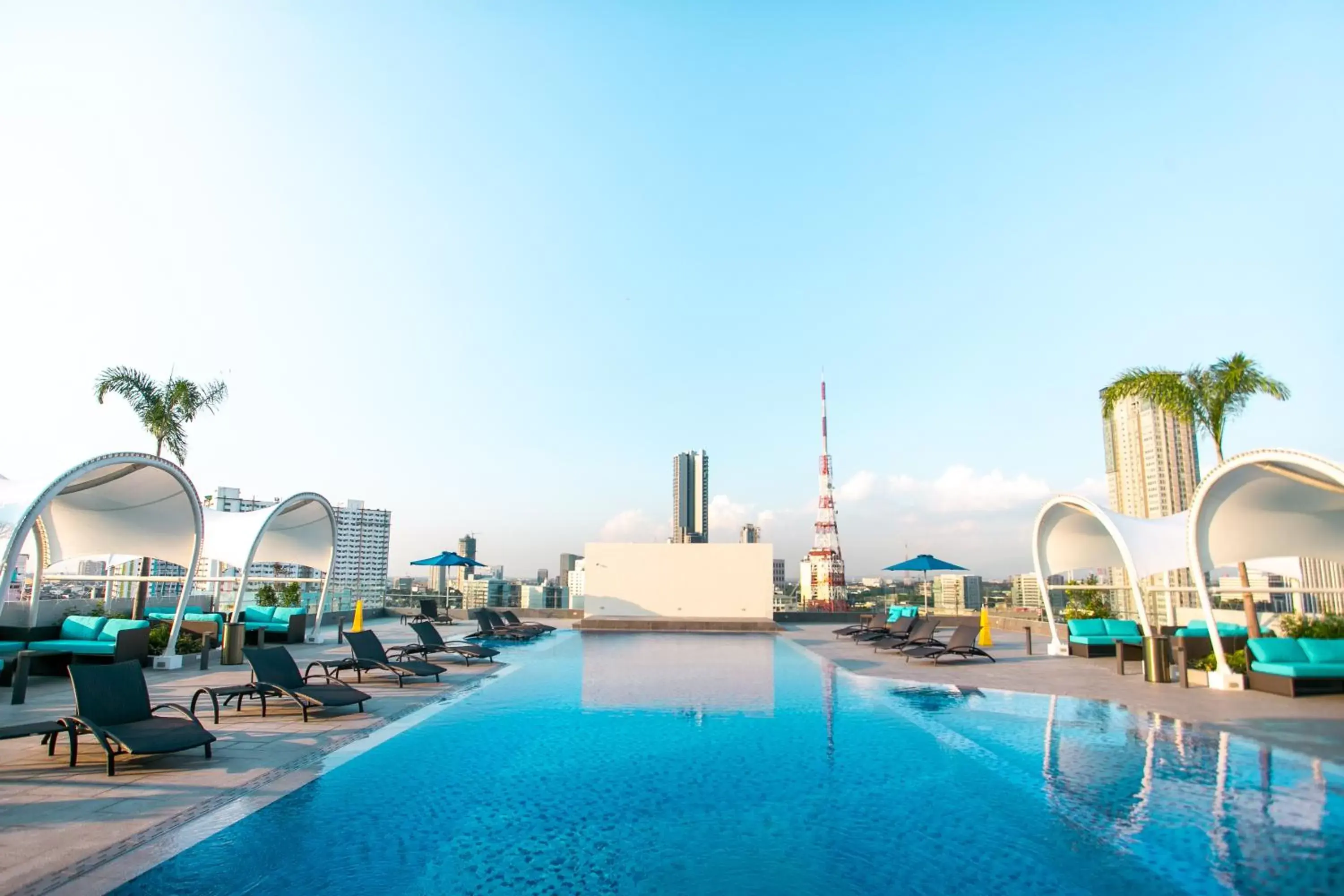 Swimming Pool in Luxent Hotel