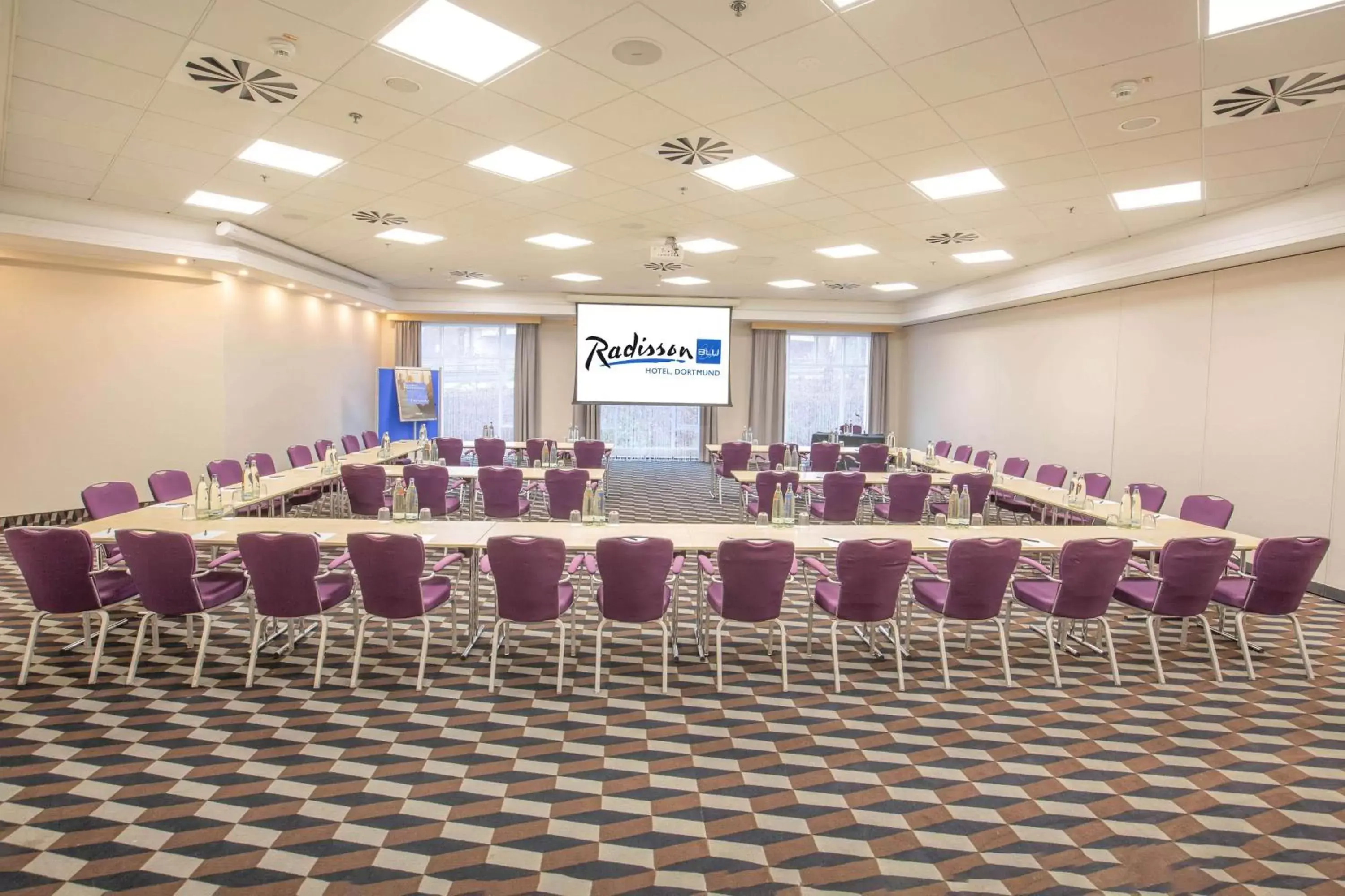 Meeting/conference room in Radisson Blu Hotel Dortmund