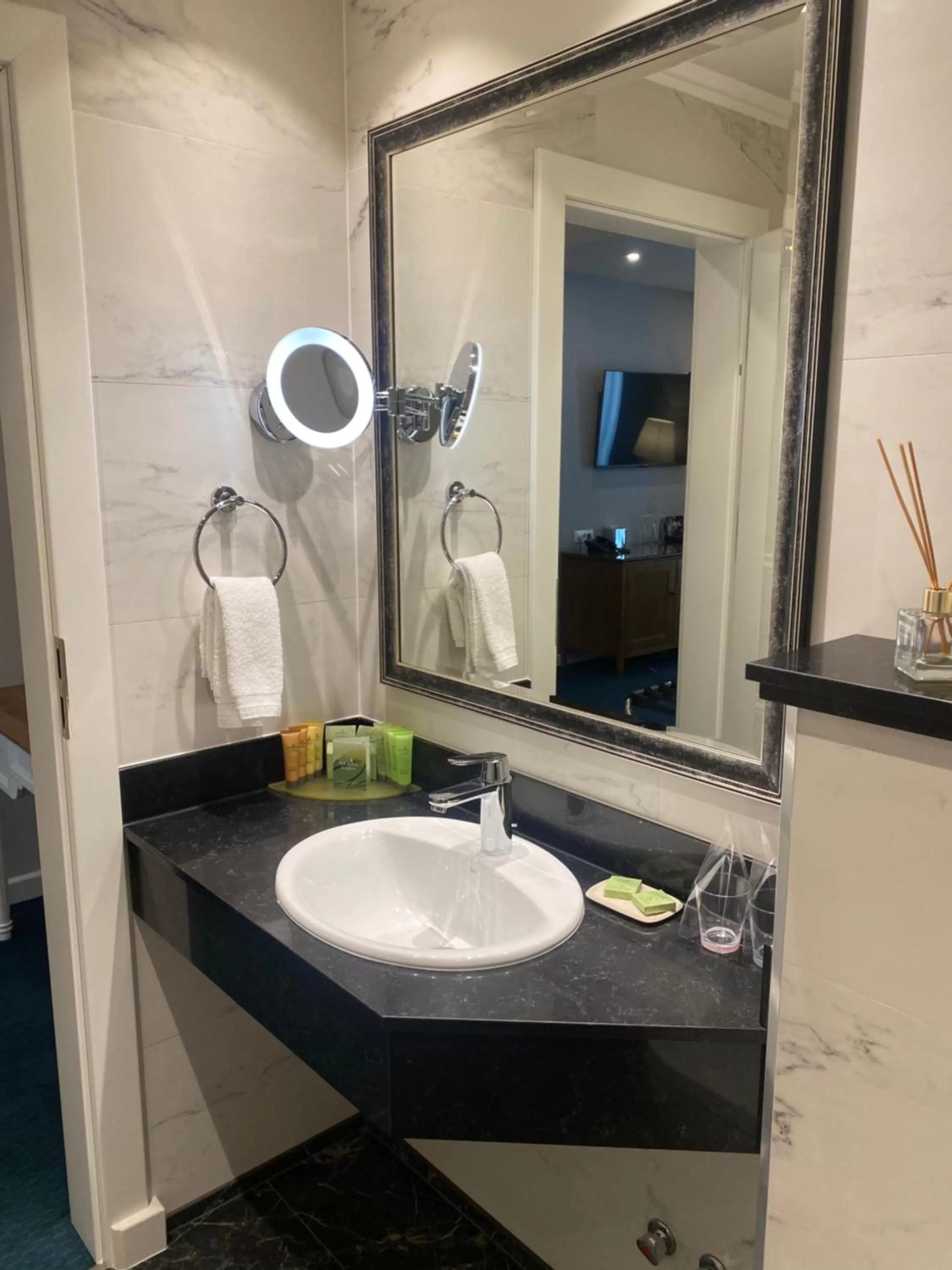Bathroom in Hotel Residence Promenade